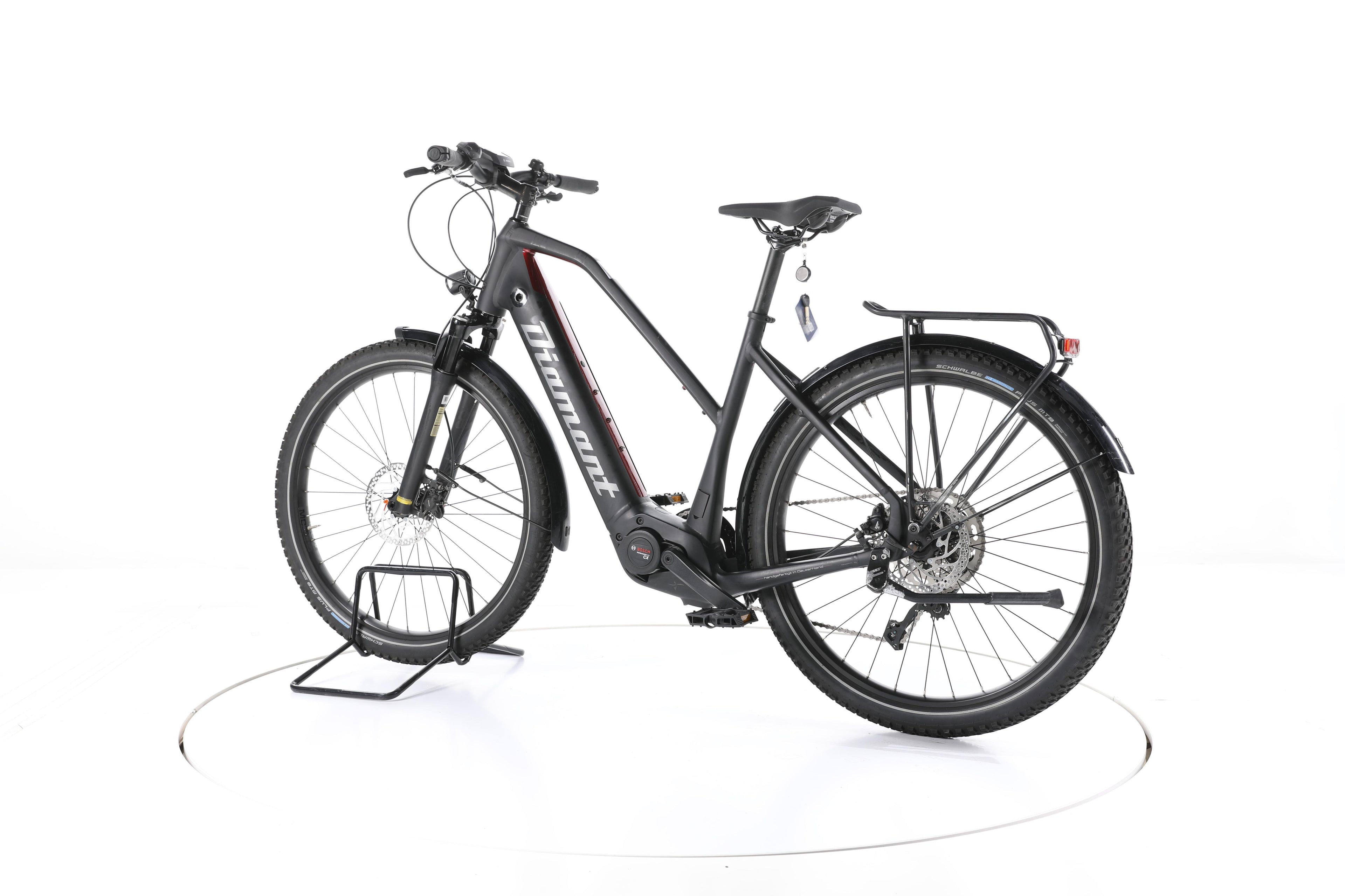 Diamant Zouma Deluxe+ Trekking E-Bike - Image 8