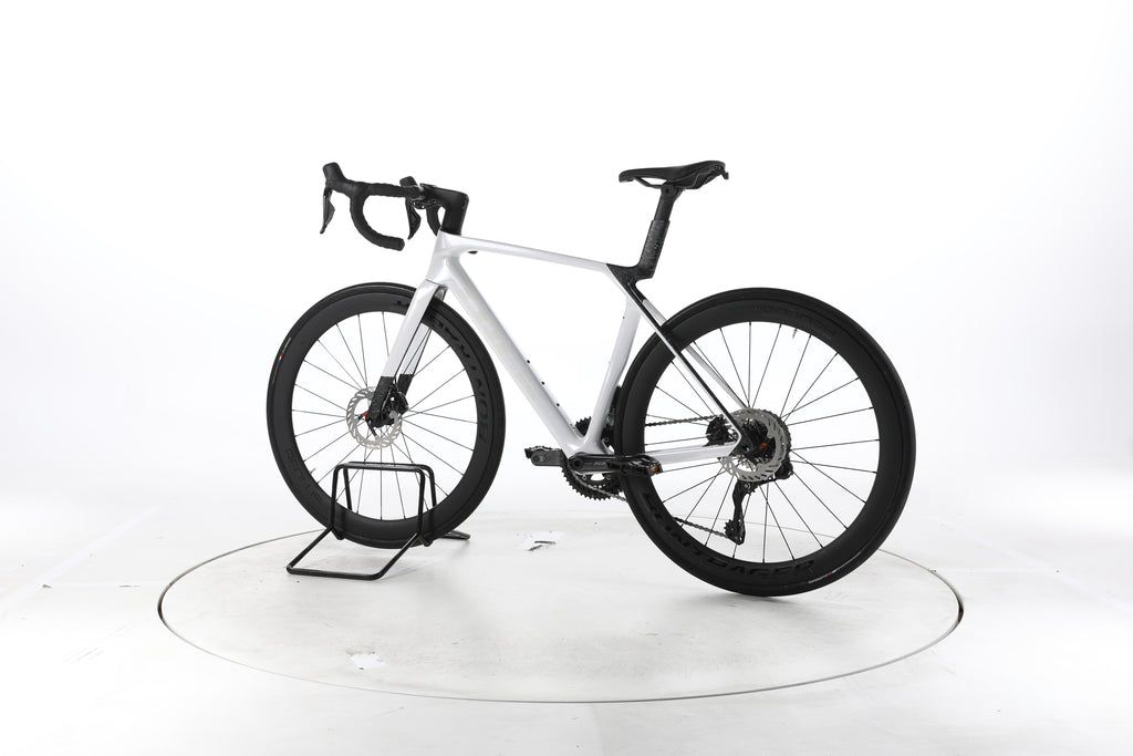 Trek Madone SL 6 Gen 8 Rennrad Carbon 2024 - Image 8