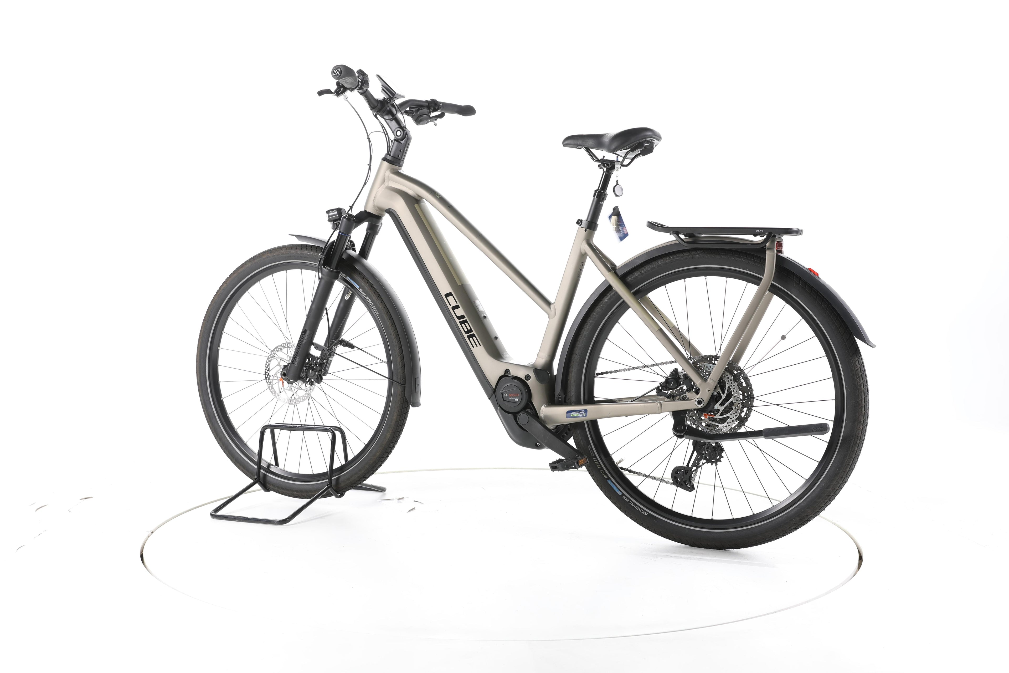 Cube Kathmandu Hybrid Pro Trekking E-Bike 2024 - Image 8
