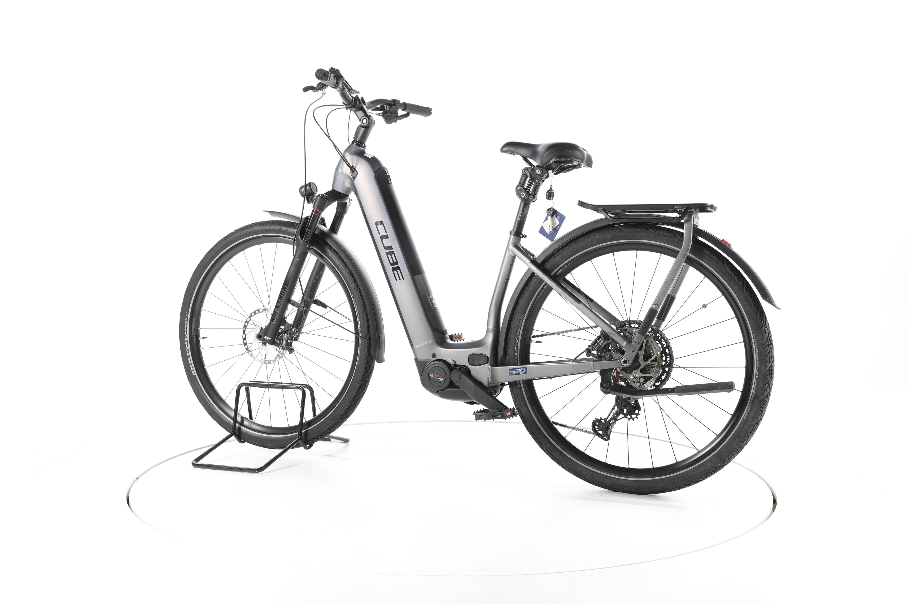 Cube Kathmandu Hybrid SLT Trekking E-Bike Tiefeinsteiger 2024 - Image 8
