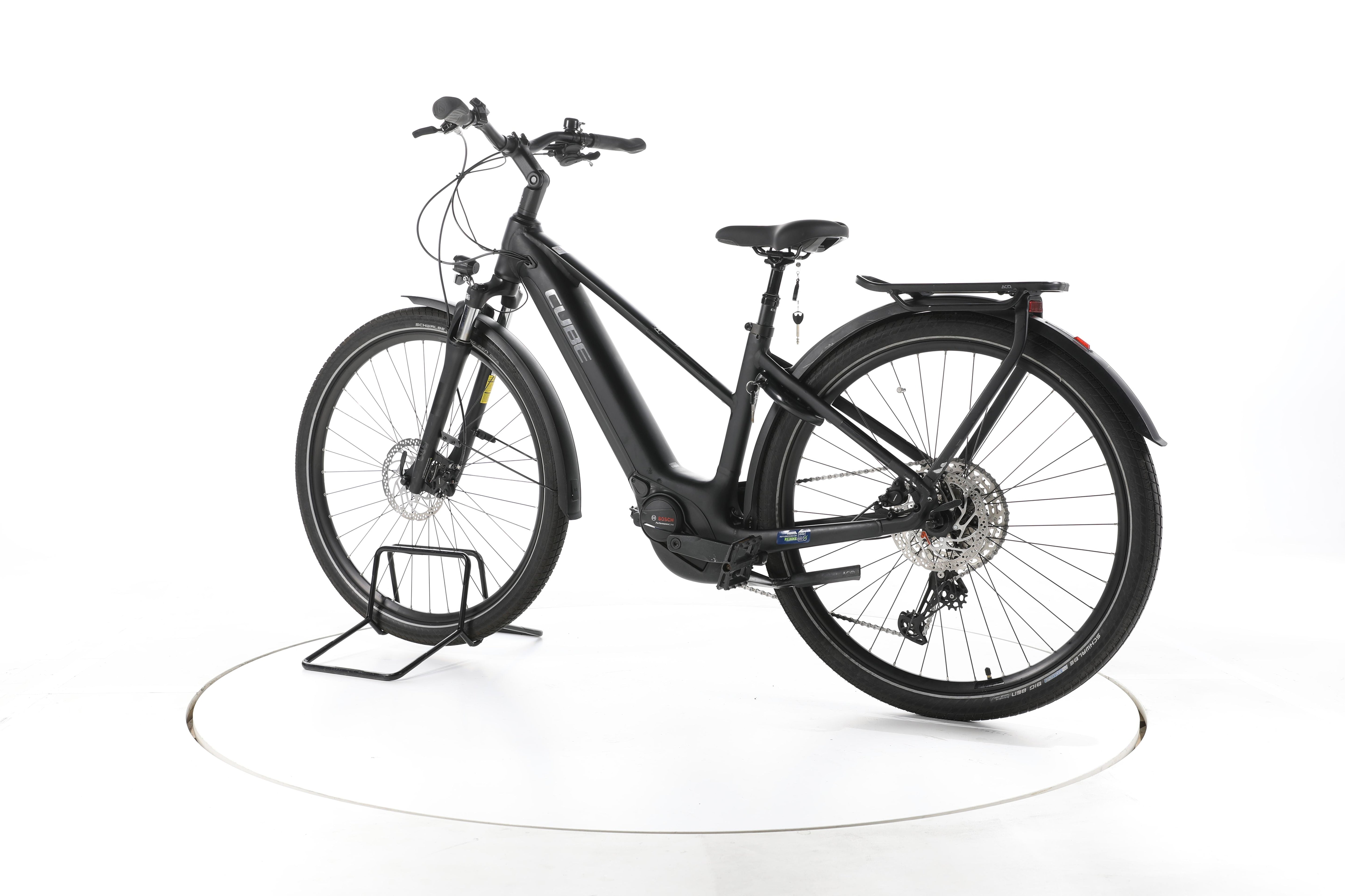 Cube Touring Hybrid Pro Trekking E-Bike - Image 8