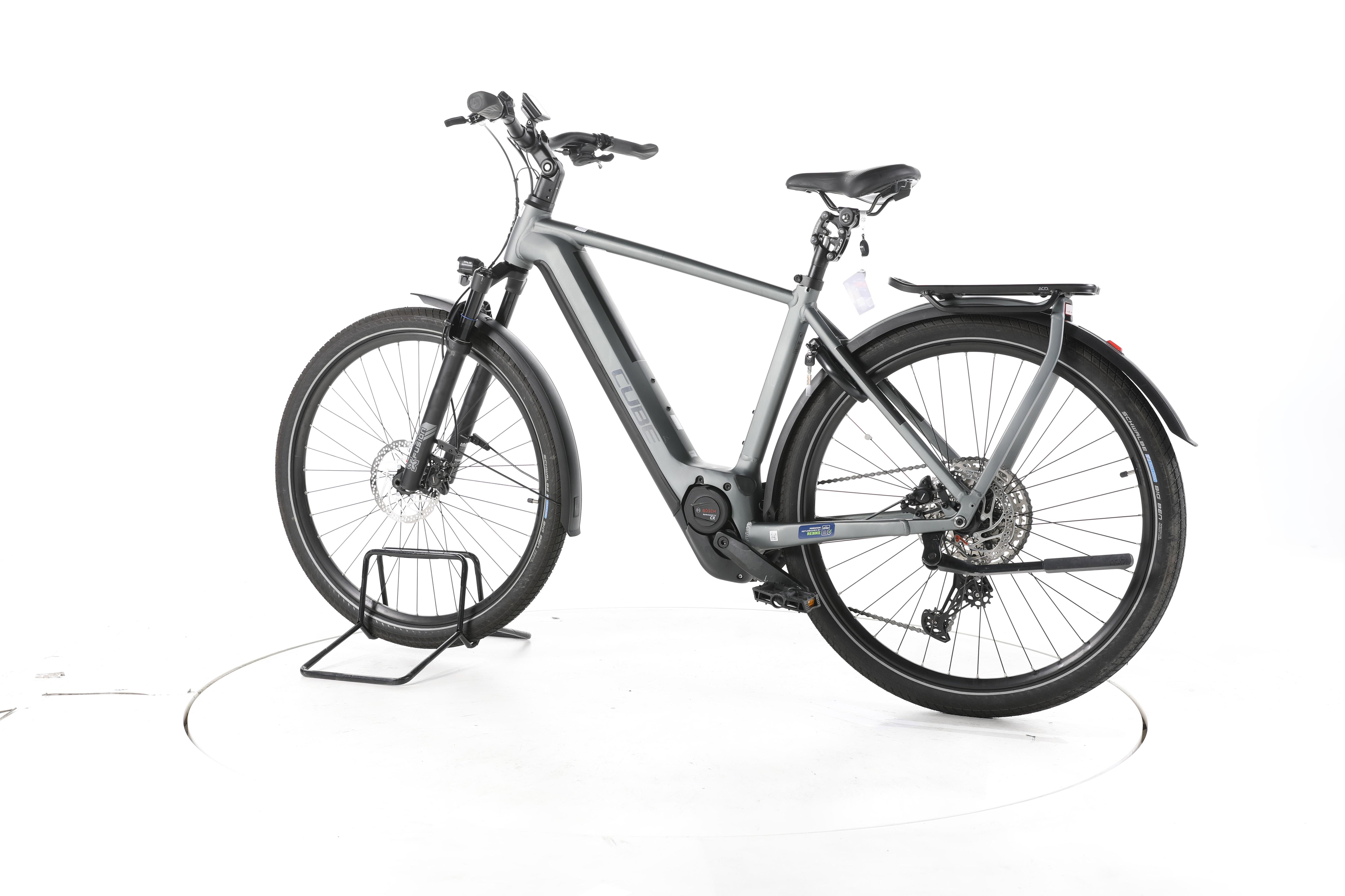 Cube Kathmandu Hybrid Pro Trekking E-Bike - Image 8