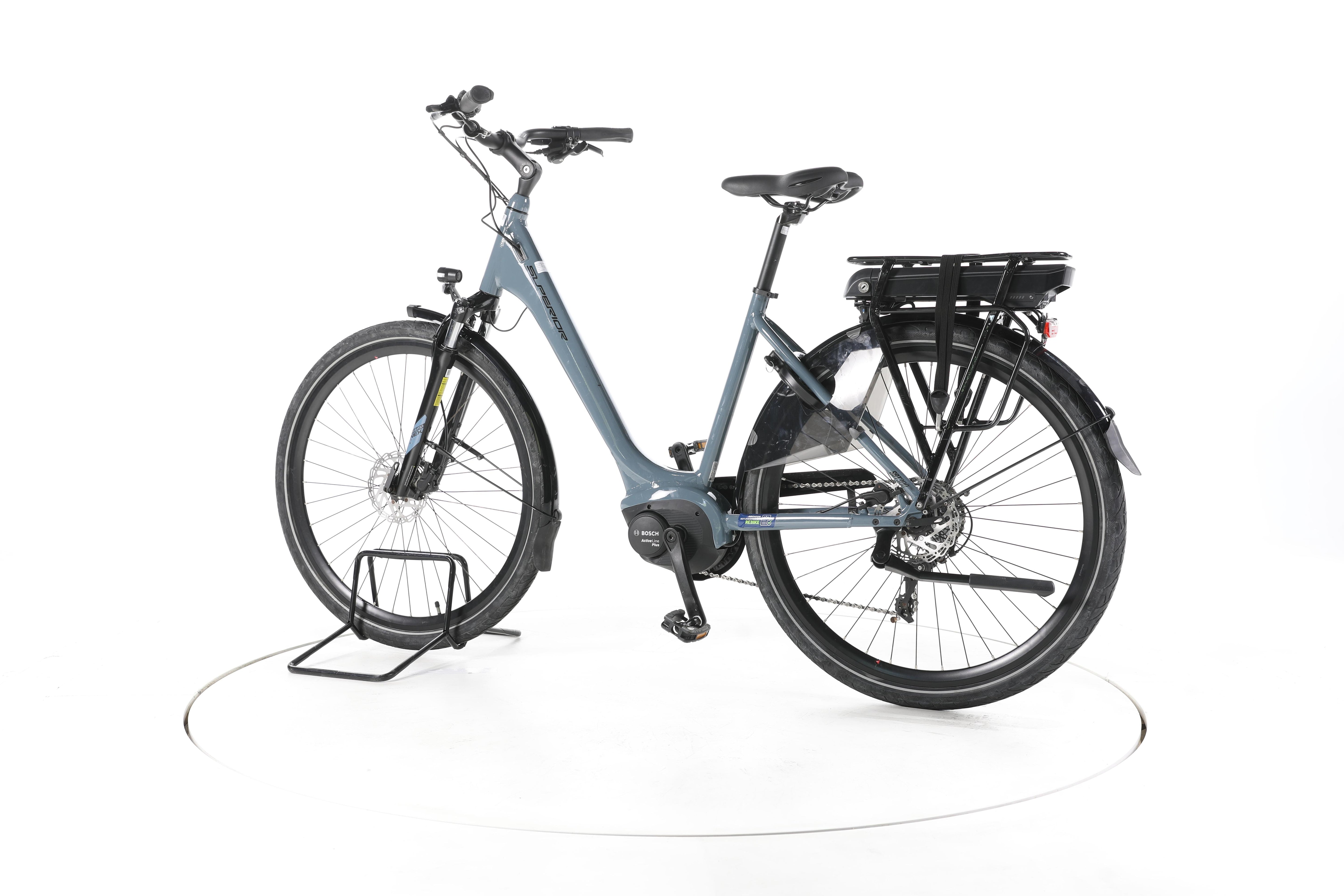 Superior SBT 300 Trekking E-Bike Tiefeinsteiger - Image 8