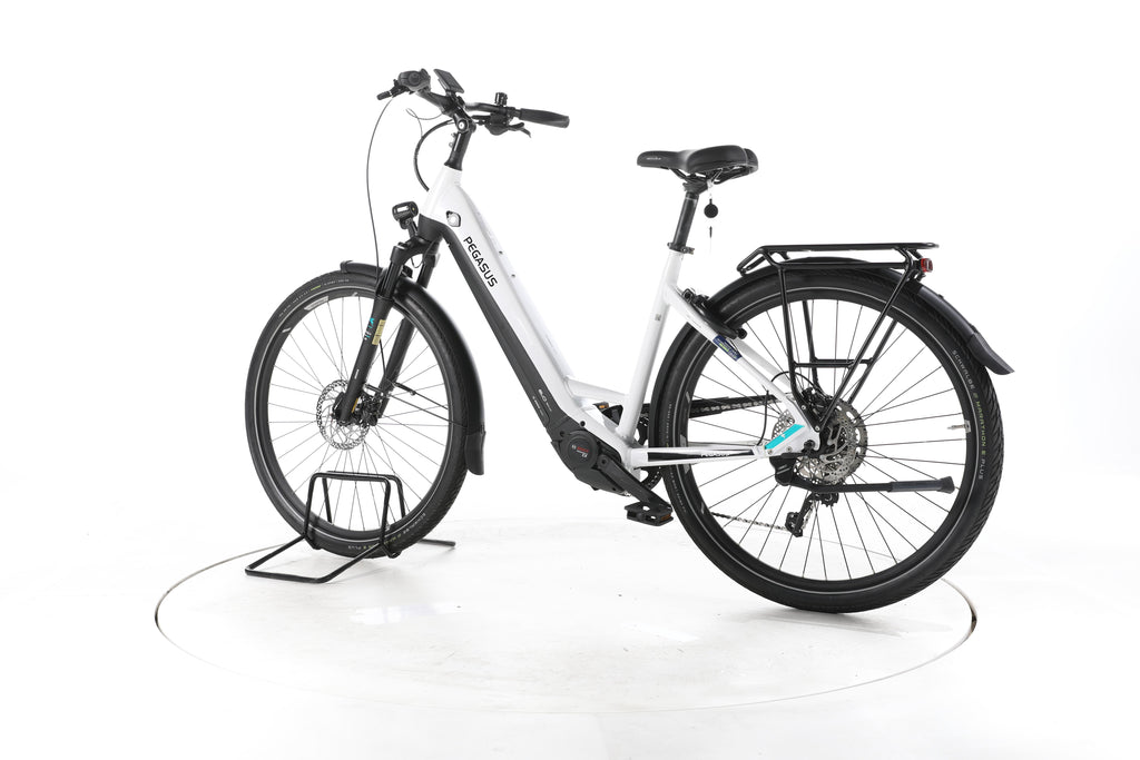 Pegasus Premio EVO Lite Trekking E-Bike Tiefeinsteiger - Image 8