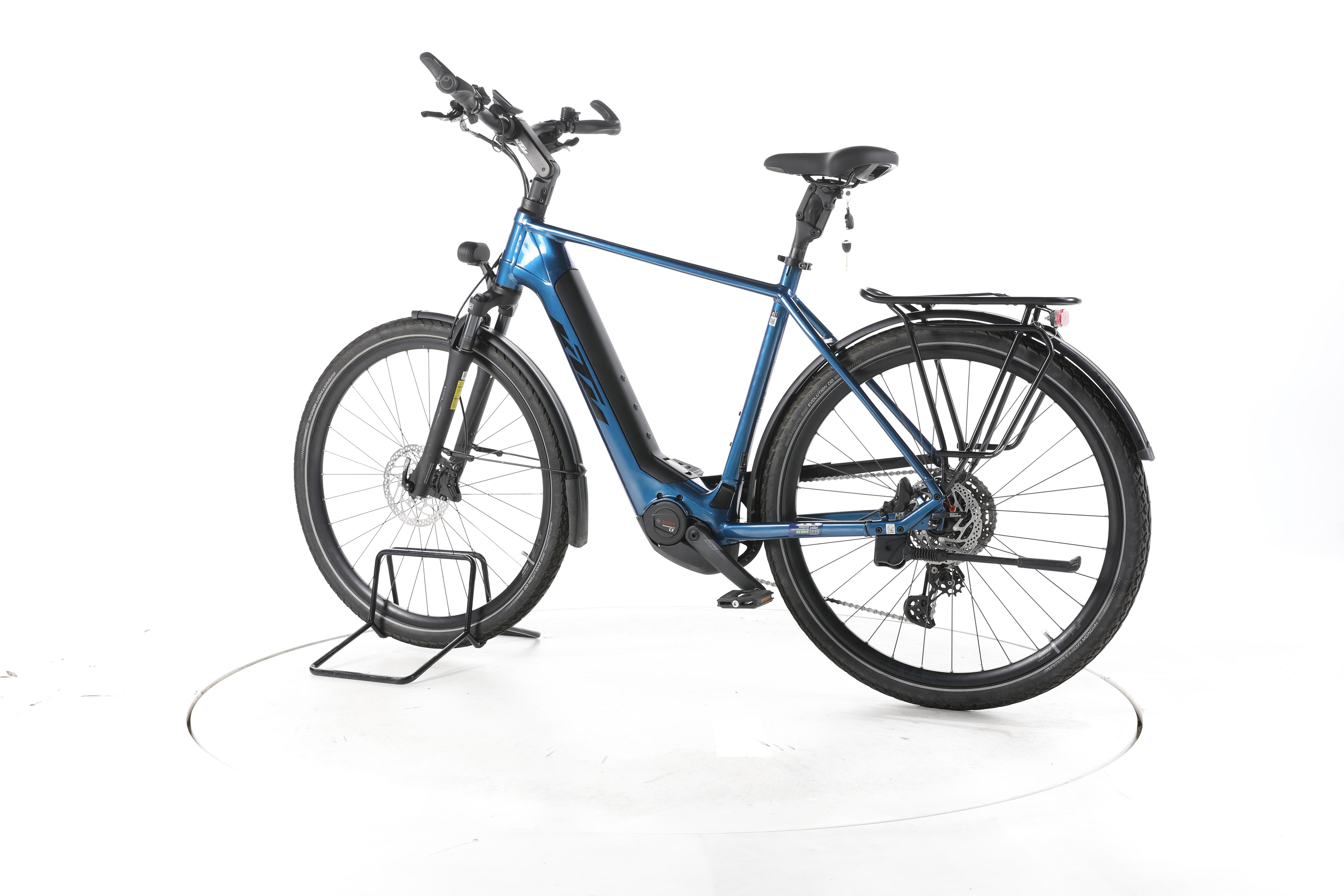KTM Macina Style 730 Trekking E-Bike - Image 8