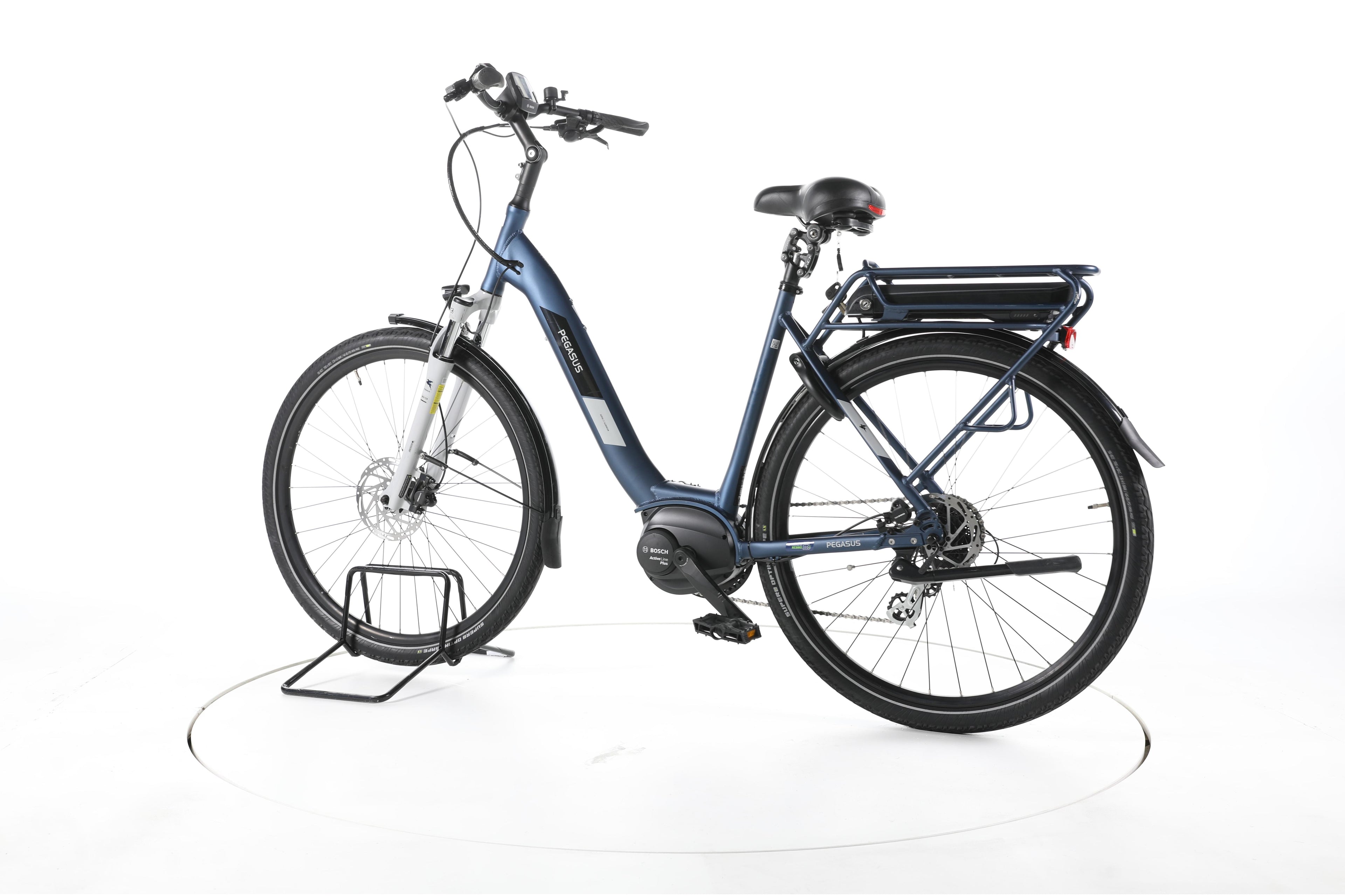 Pegasus Solero E8 Plus Trekking E-Bike Tiefeinsteiger - Image 8
