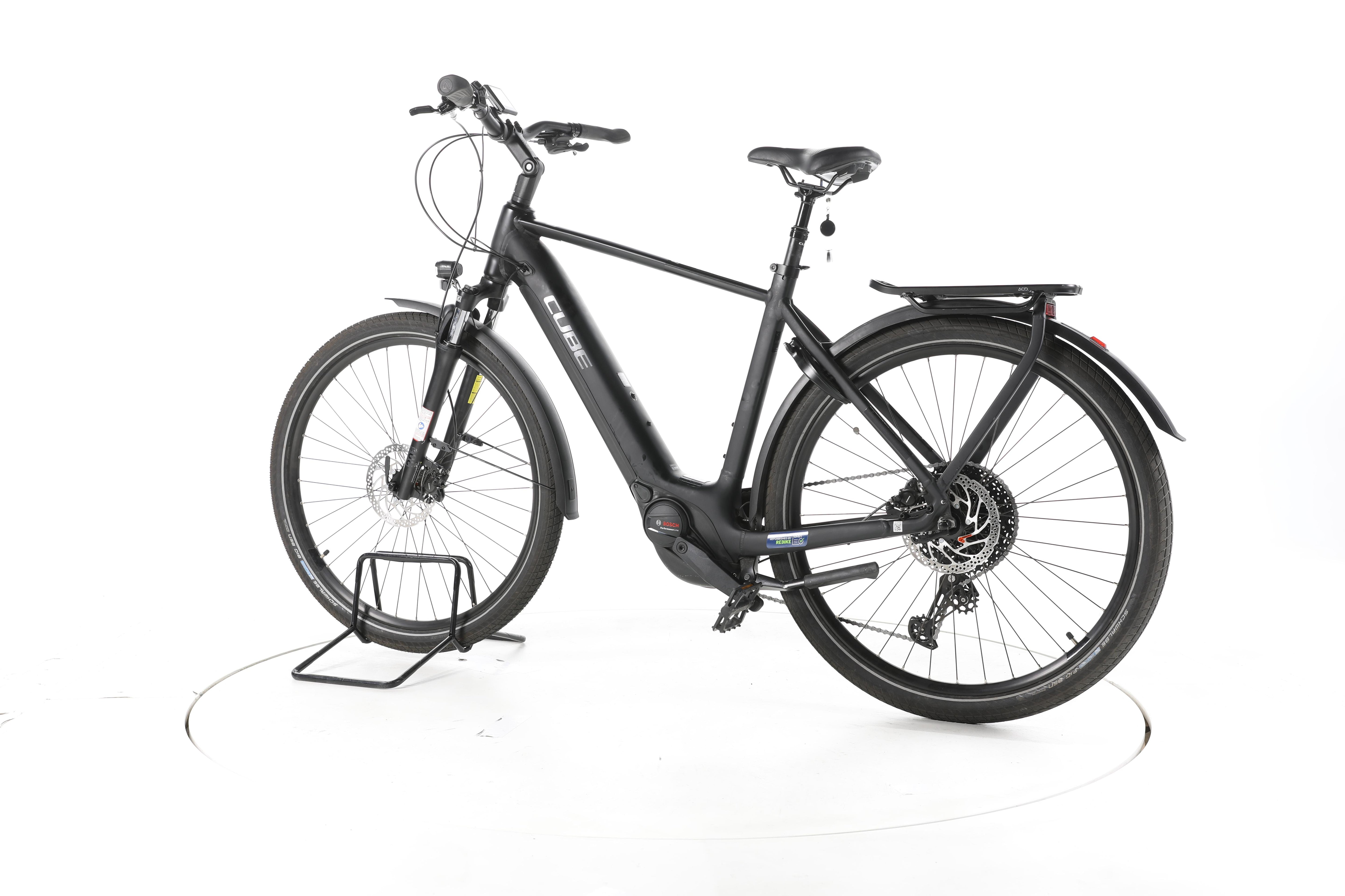 Cube Touring Hybrid Pro Trekking E-Bike - Image 8