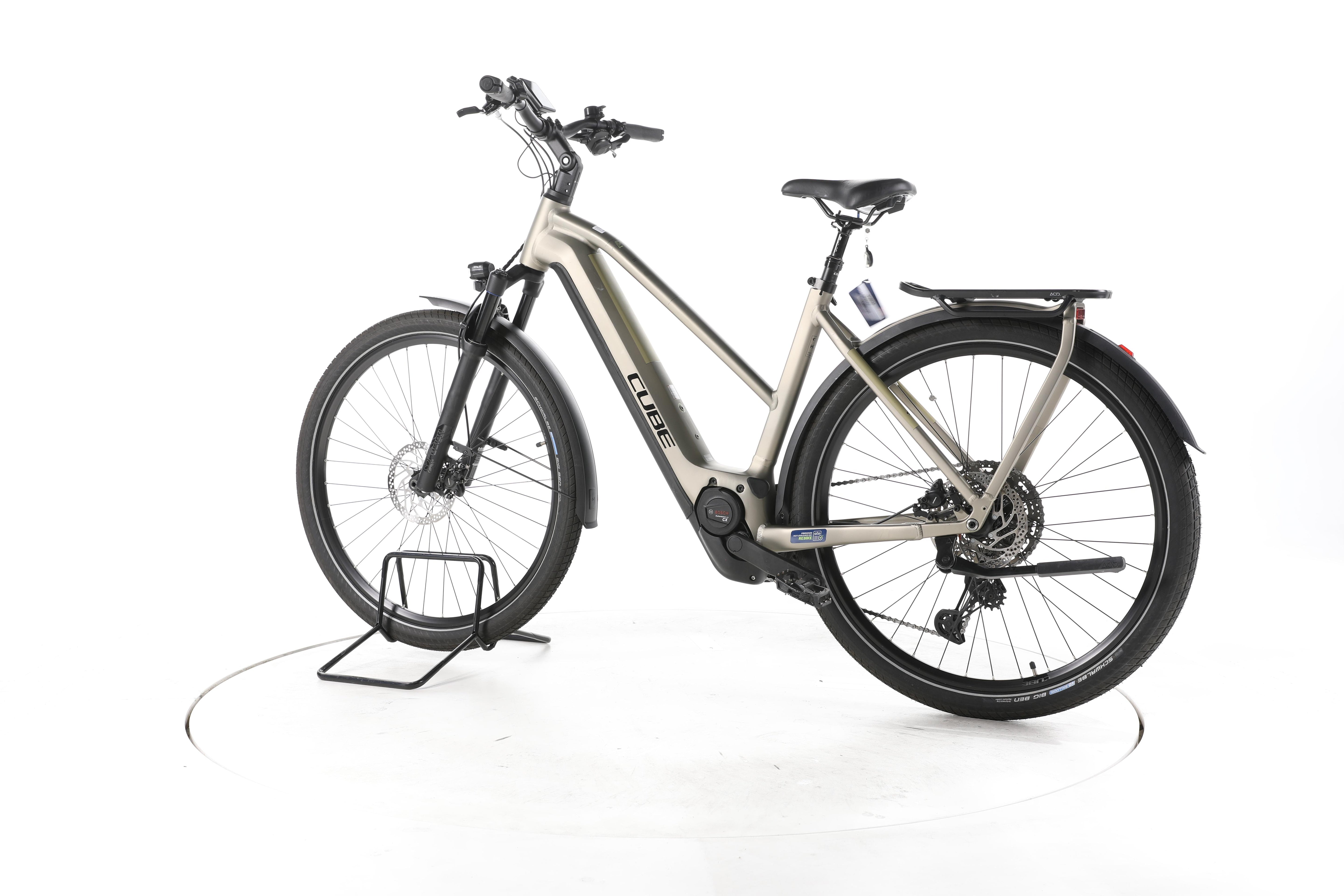 Cube Kathmandu Hybrid Pro Trekking E-Bike 2024 - Image 8