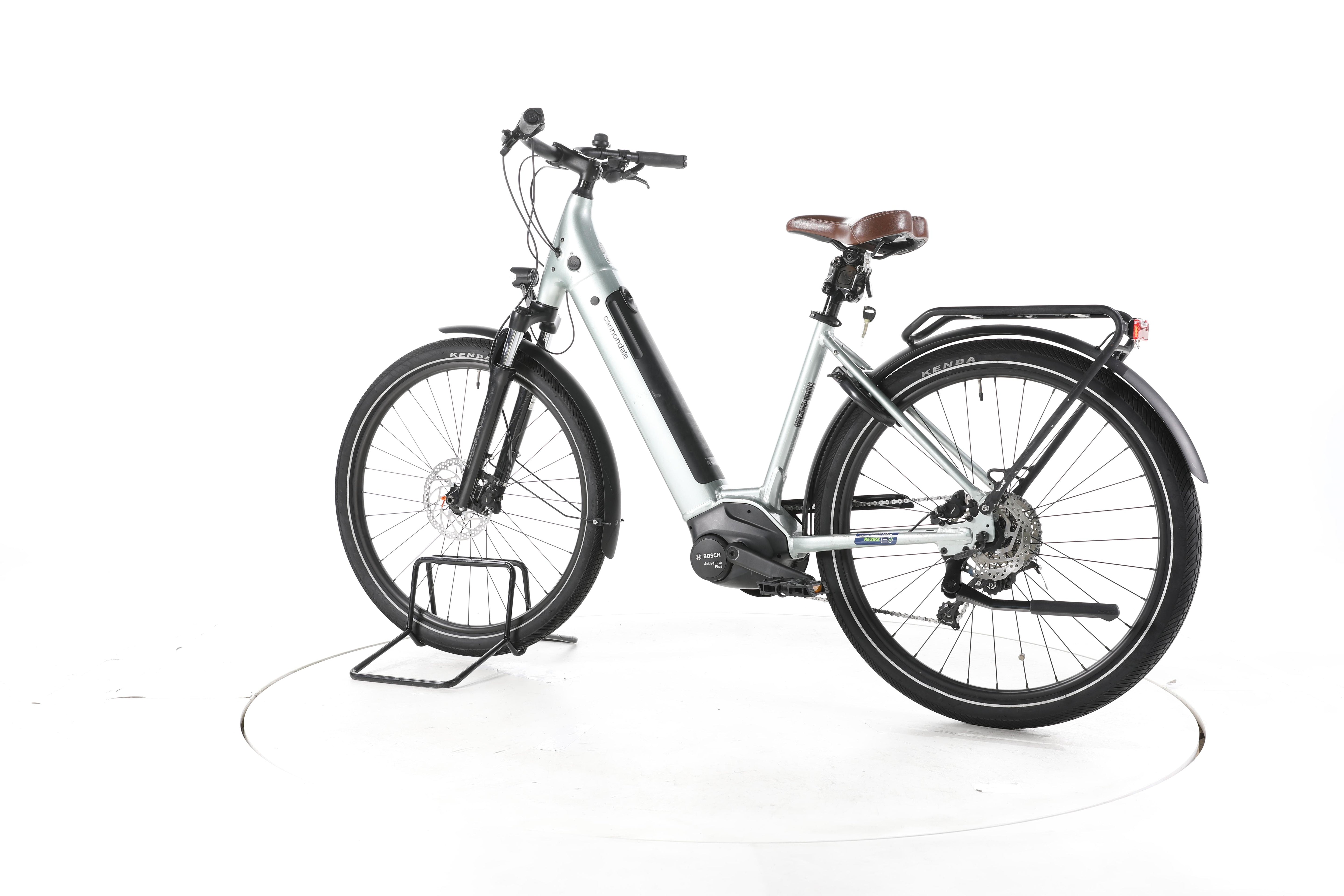 Cannondale 650 U Adventure Neo 2 EQ Trekking E-Bike Tiefeinsteiger - Image 8