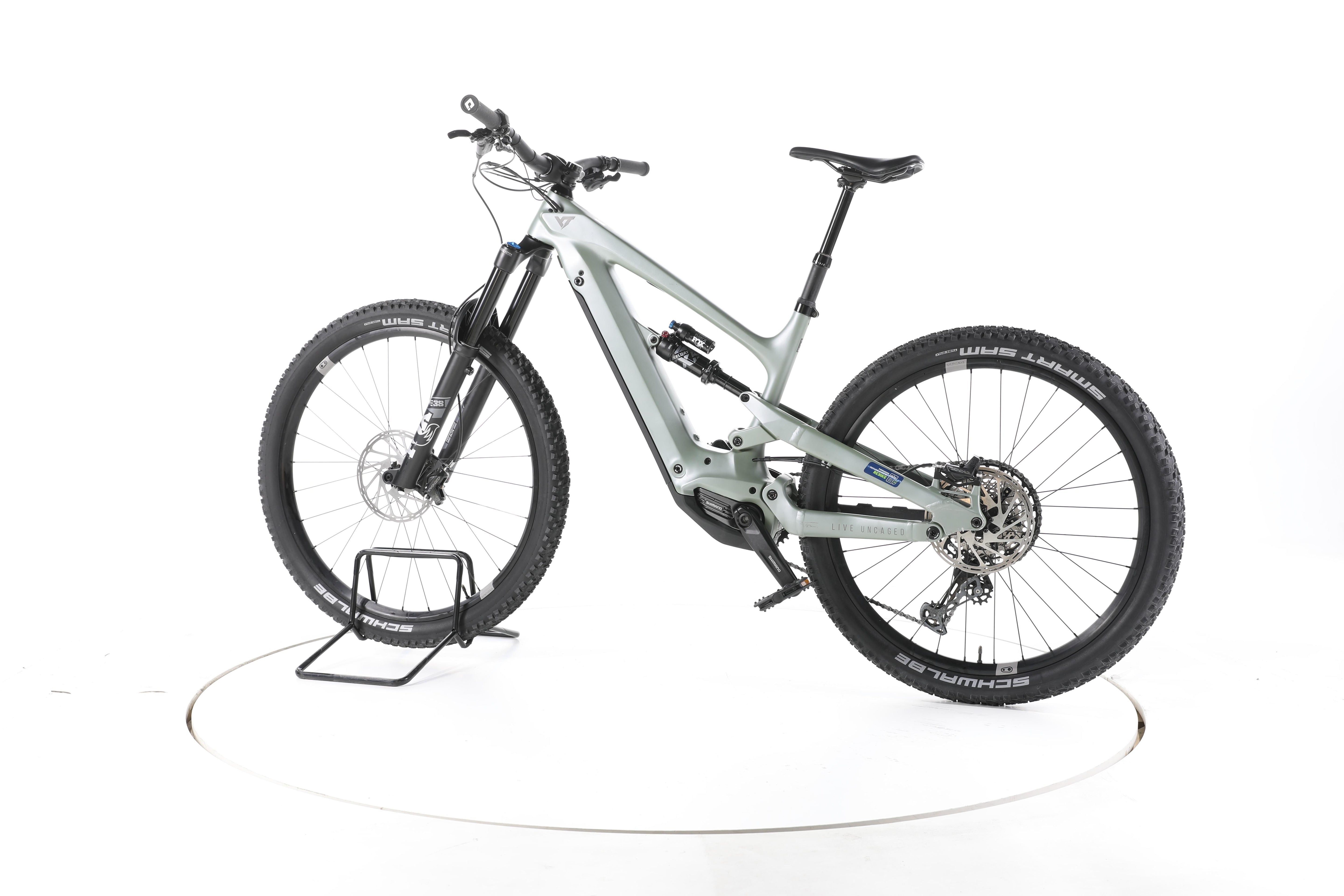 YT DECOY MX HX CORE 3 E-Bike Fully Carbon - Image 8