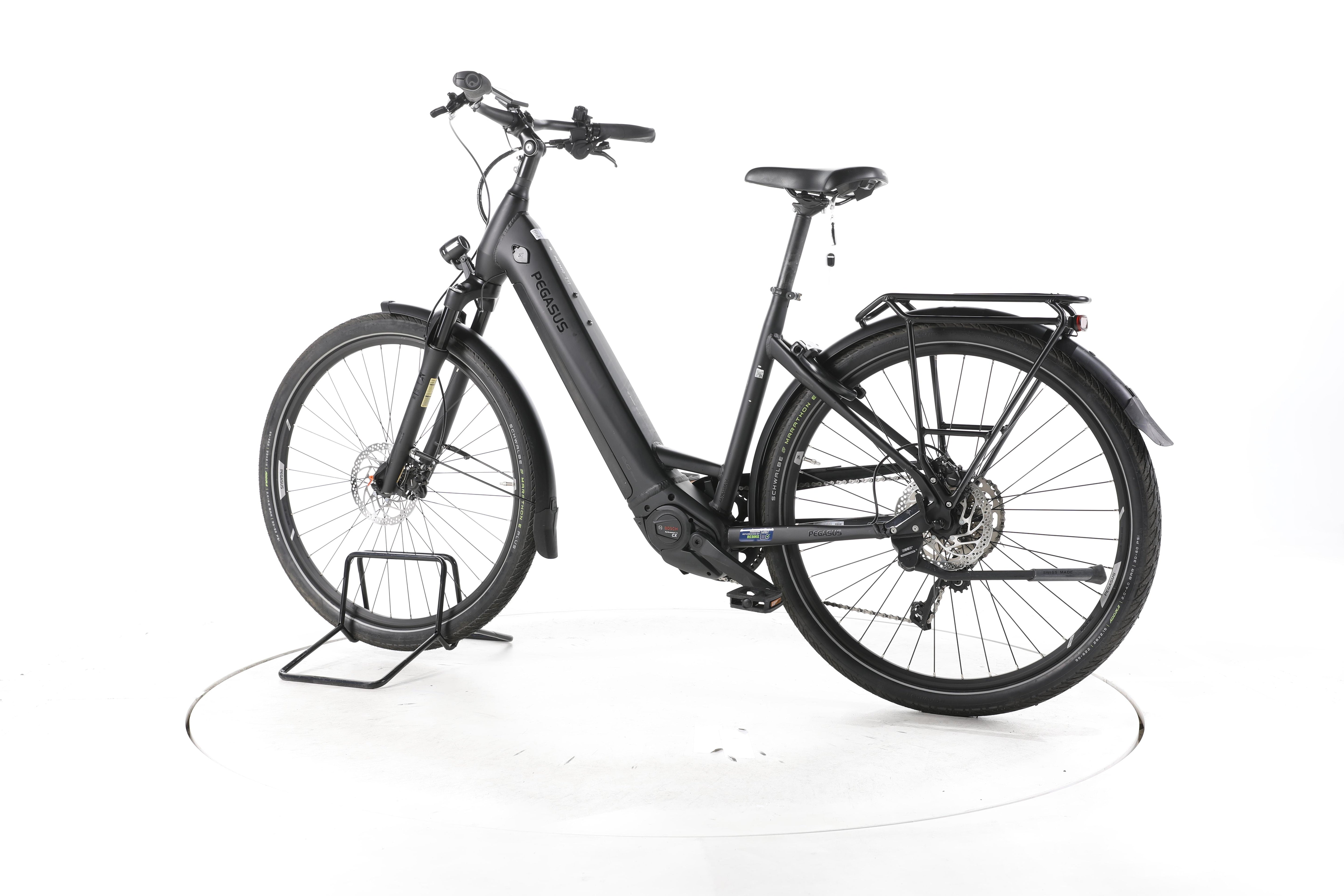Pegasus Premio EVO Lite Trekking E-Bike Tiefeinsteiger - Image 8