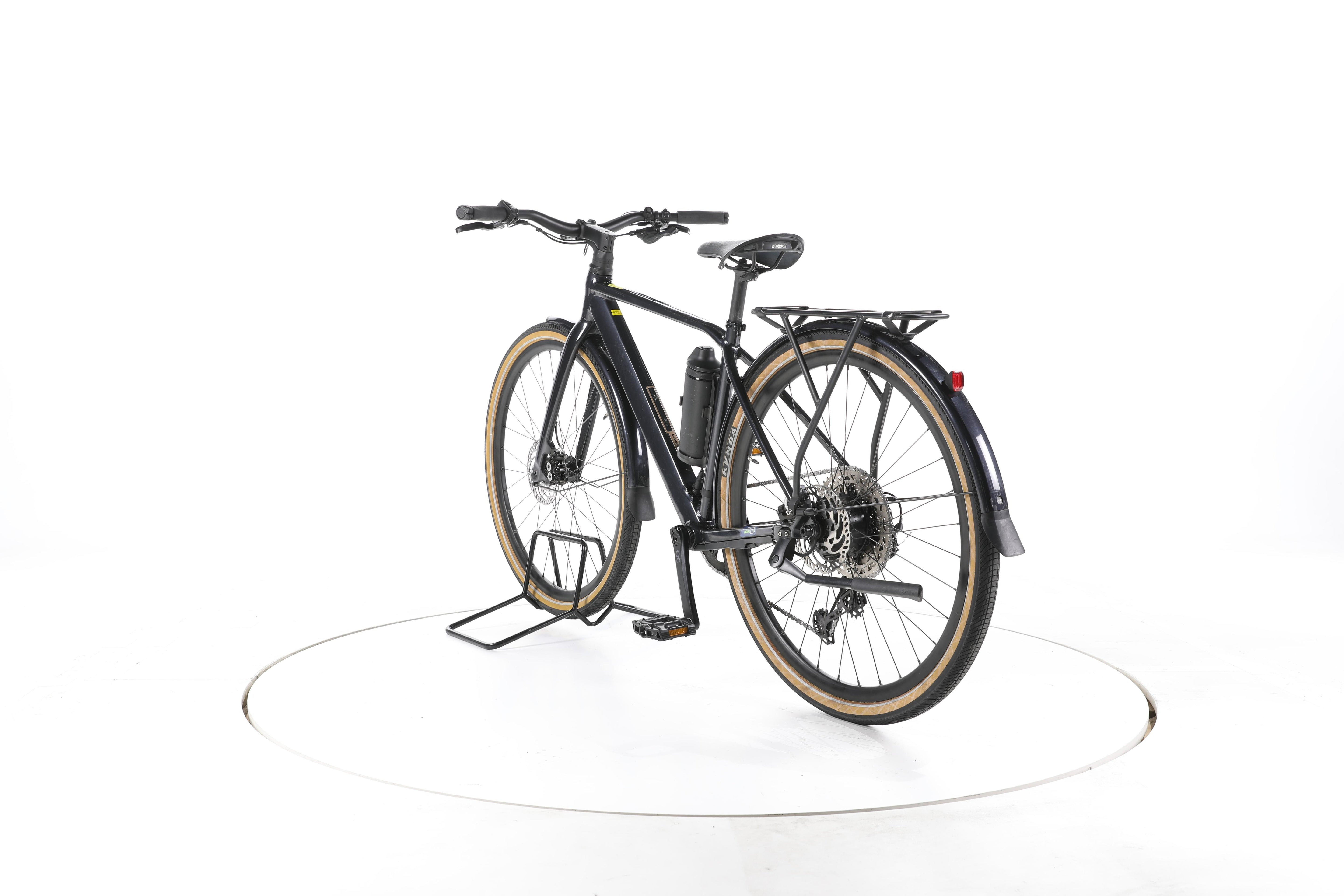 Orbea VIBE H10 EQ Trekking E-Bike - Image 9