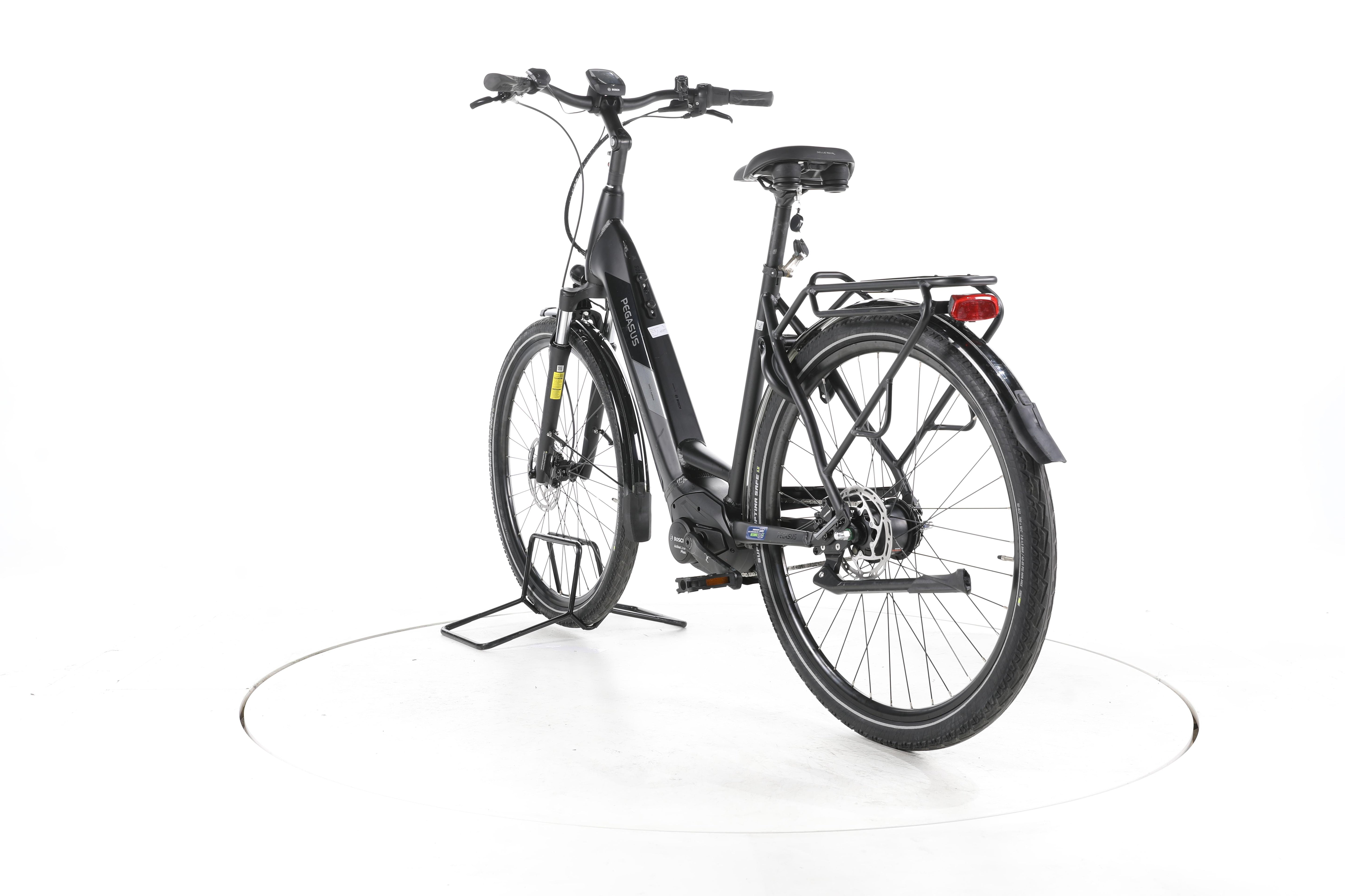Pegasus Solero EVO 8F Trekking E-Bike Tiefeinsteiger - Image 9