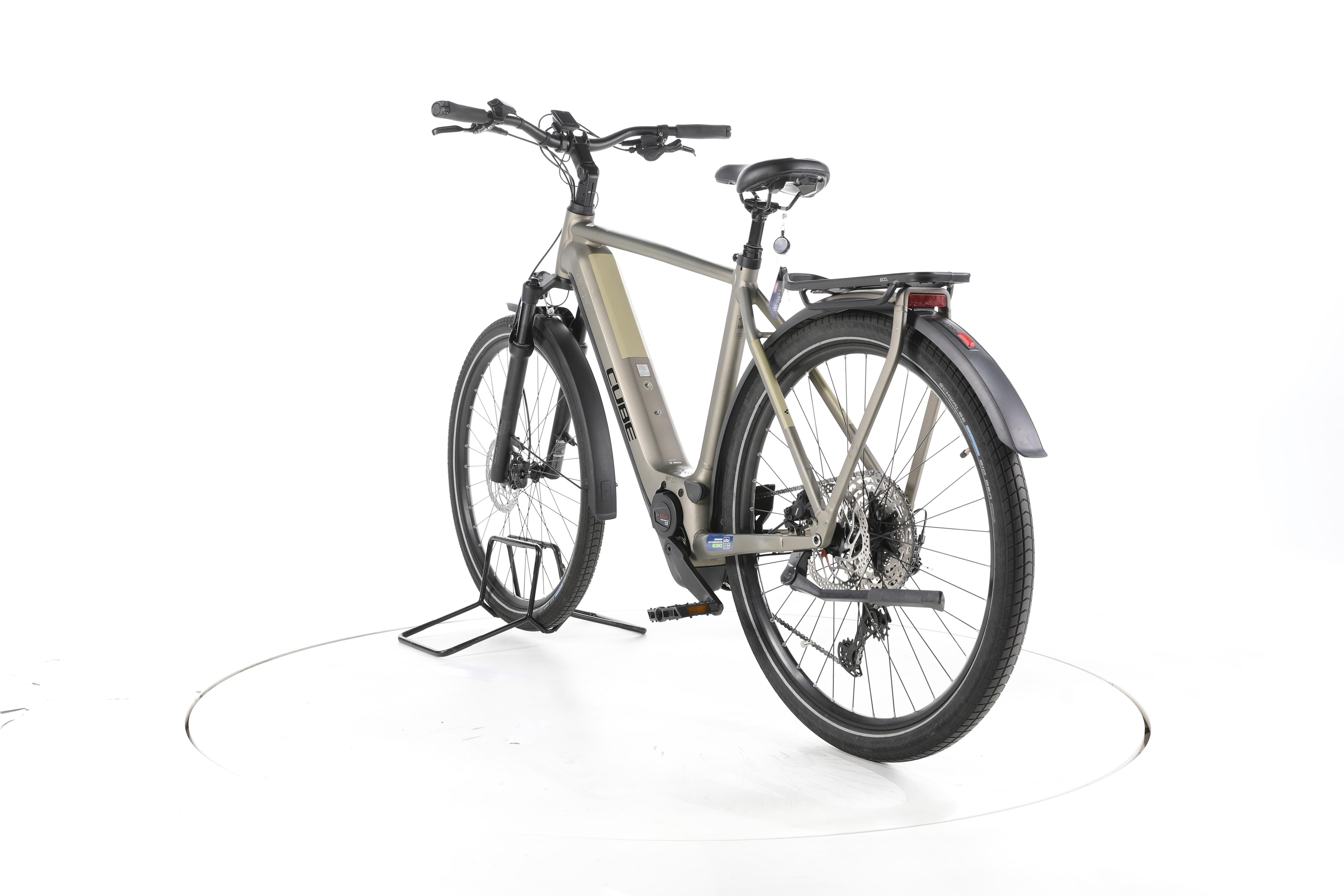 Cube Kathmandu Hybrid Pro Trekking E-Bike - Image 9