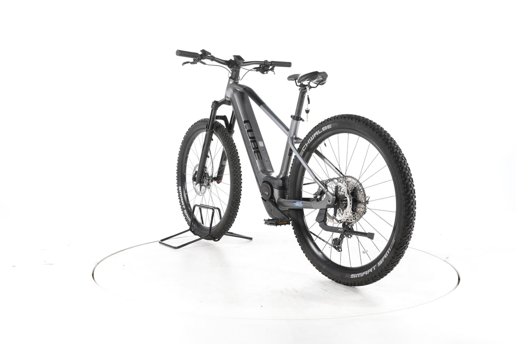 Cube Reaction Hybrid SLT Trekking E-Bike - Image 9