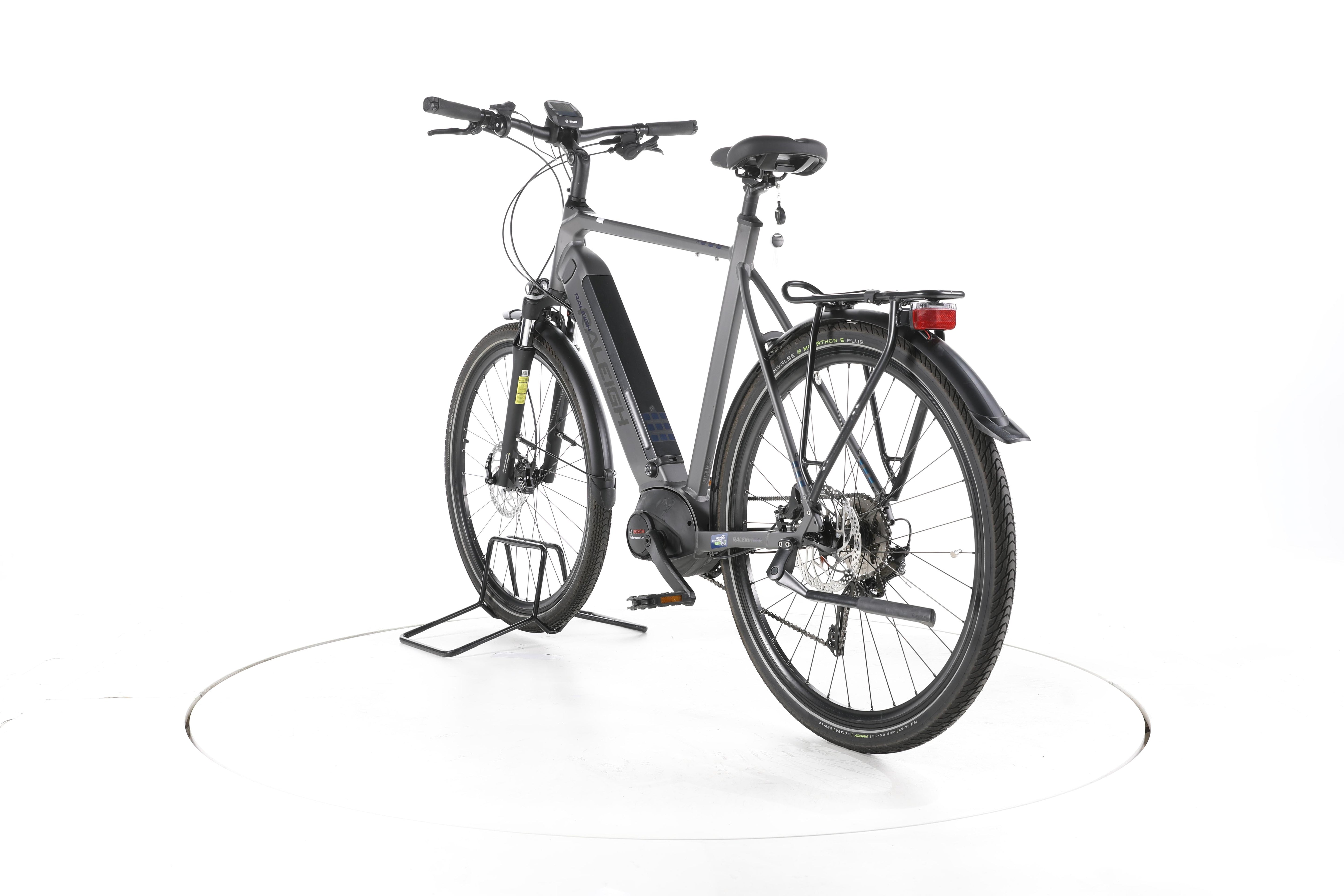 Raleigh Kent 10 Trekking E-Bike - Image 9