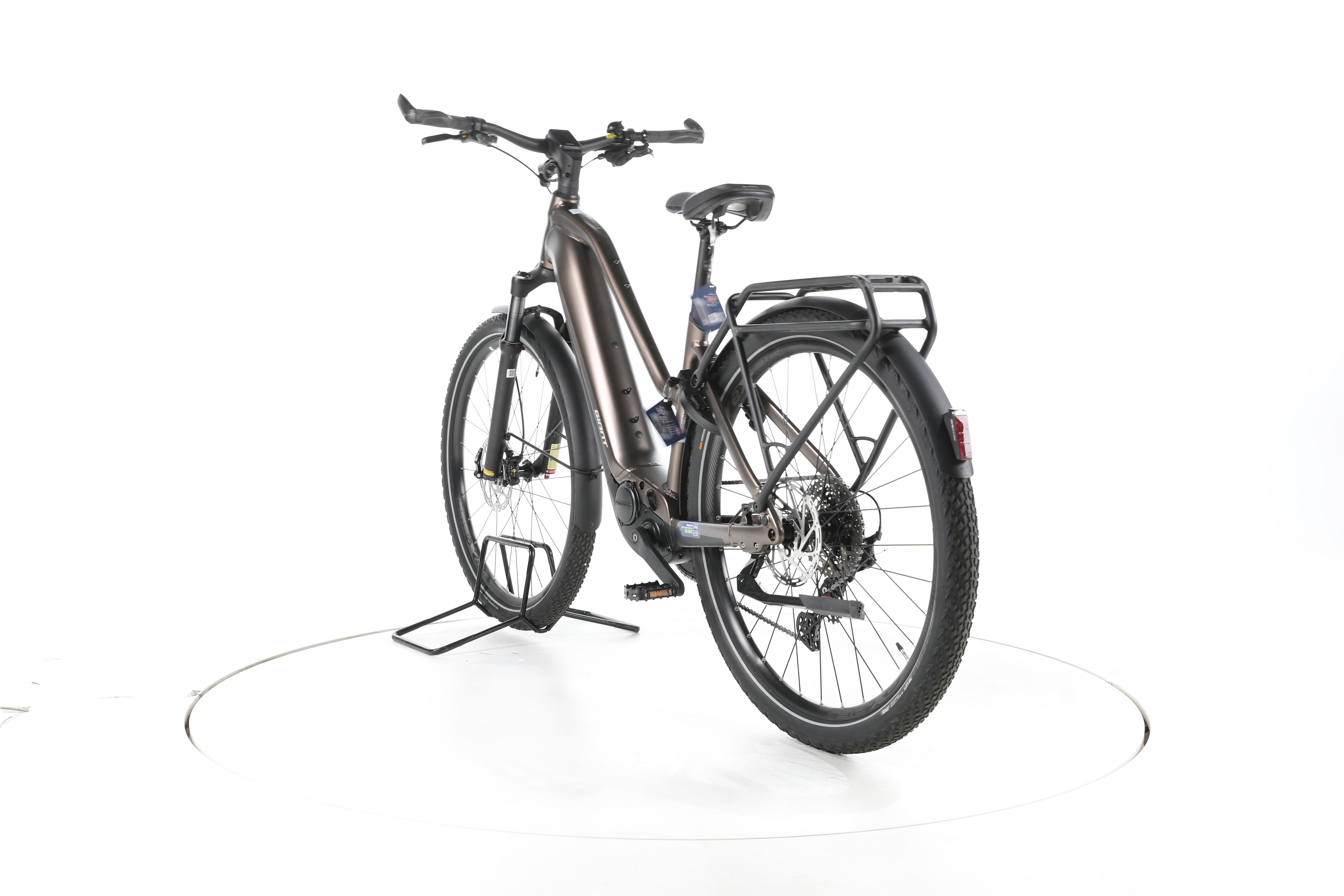 Giant Explore E+1 Pro Trekking E-Bike - Image 9