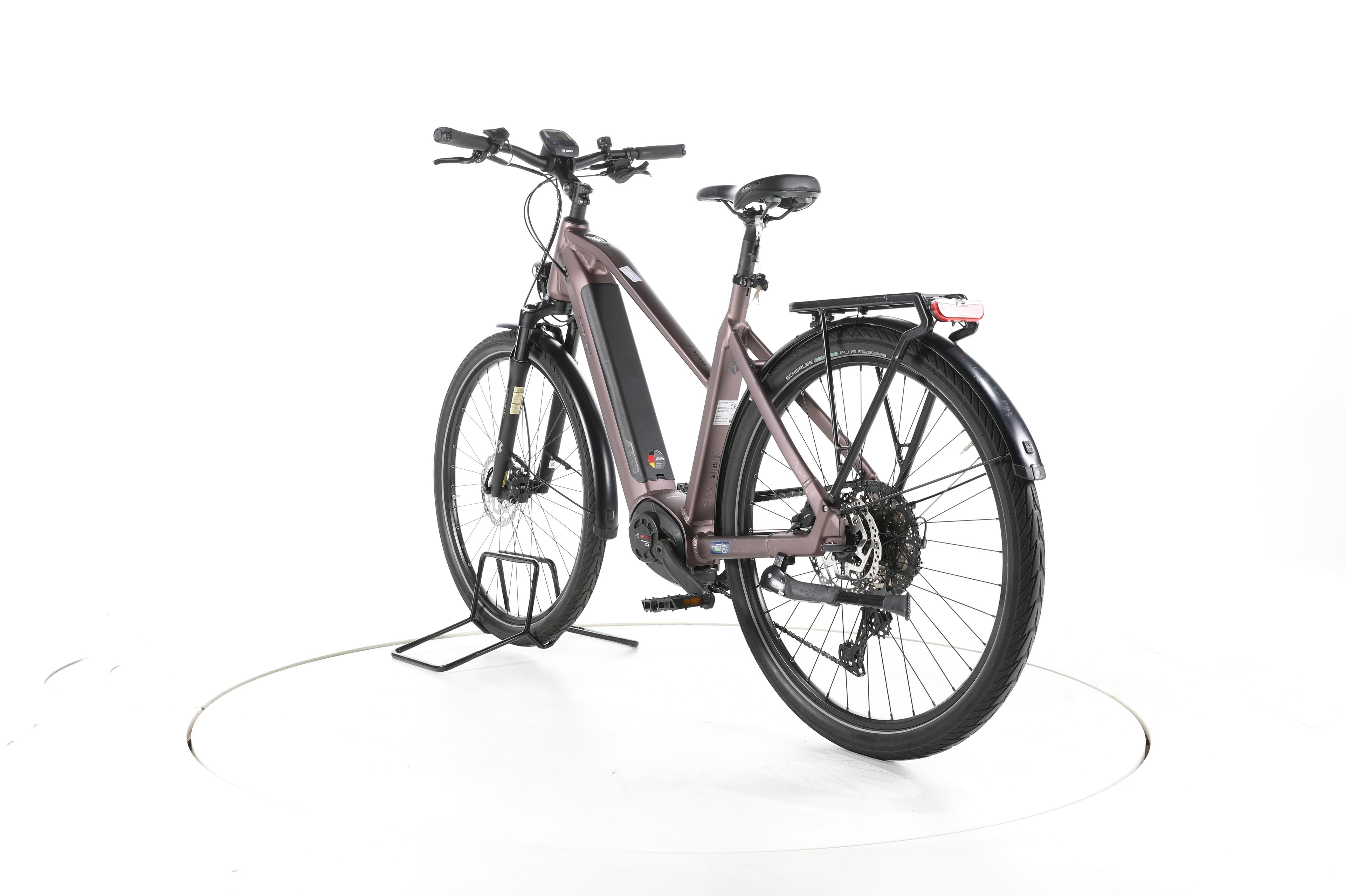 Carver Route E.530 Trekking E-Bike - Image 9