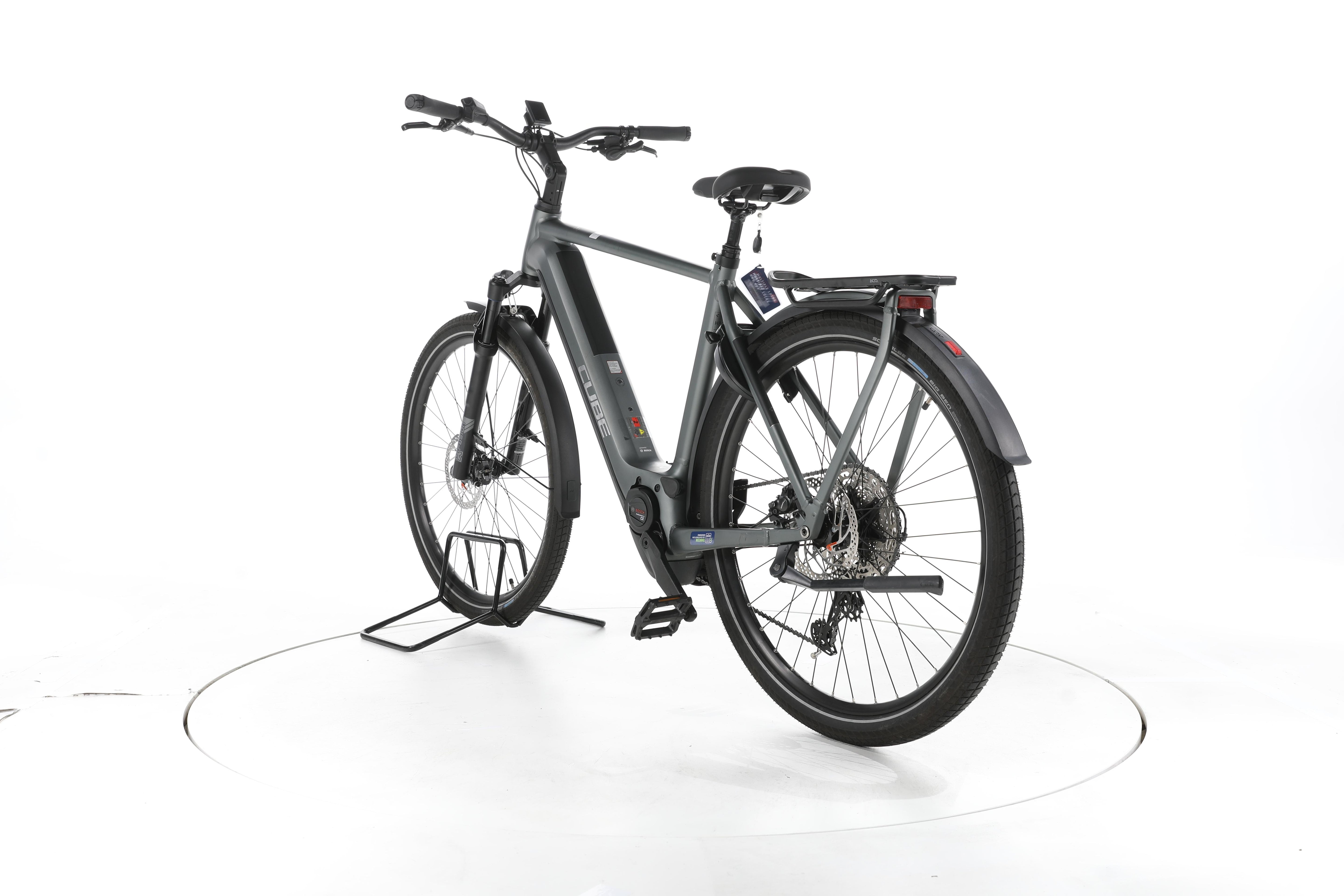 Cube Kathmandu Hybrid Pro Trekking E-Bike - Image 9