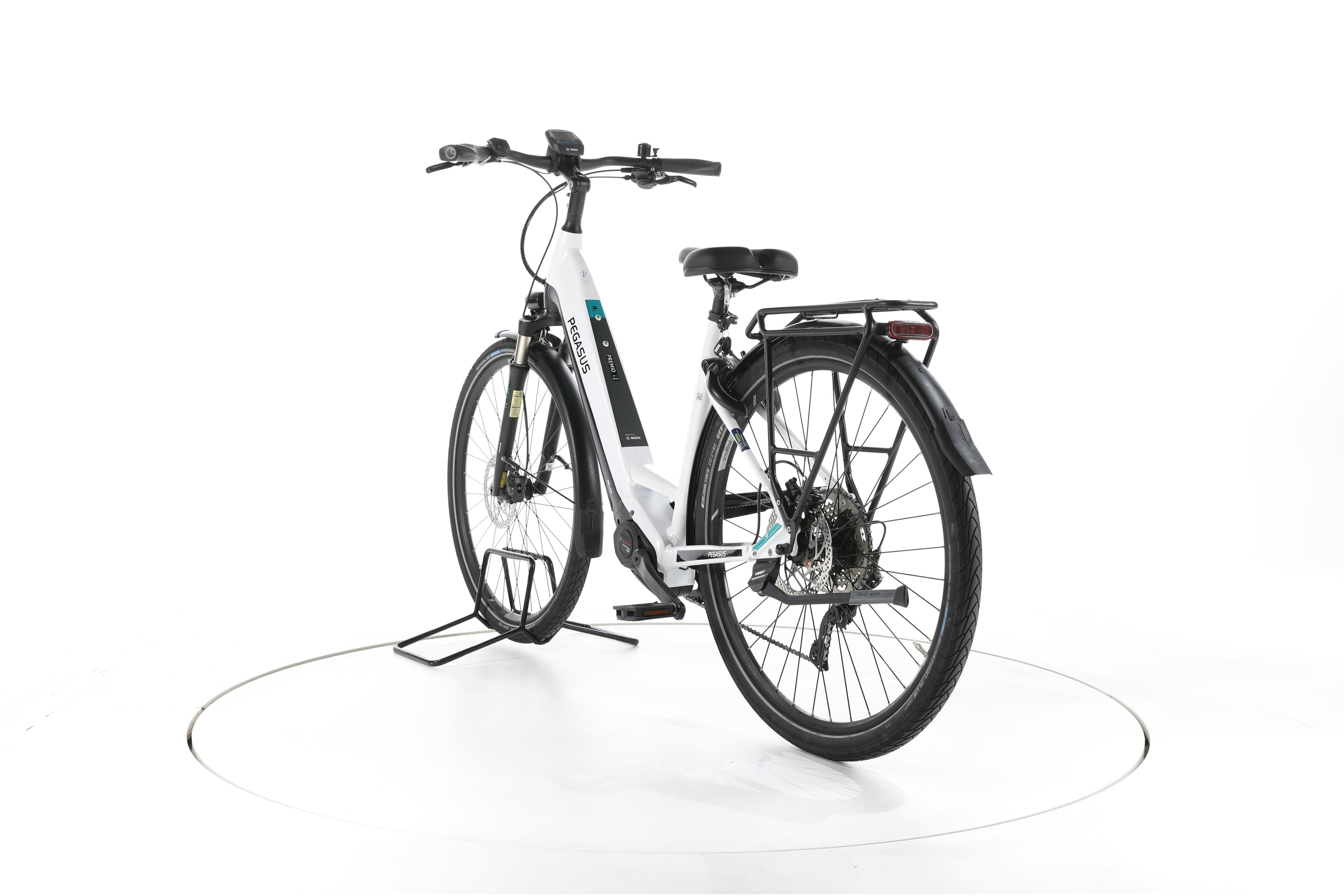 Pegasus Premio EVO 10 Lite Trekking E-Bike Tiefeinsteiger - Image 9