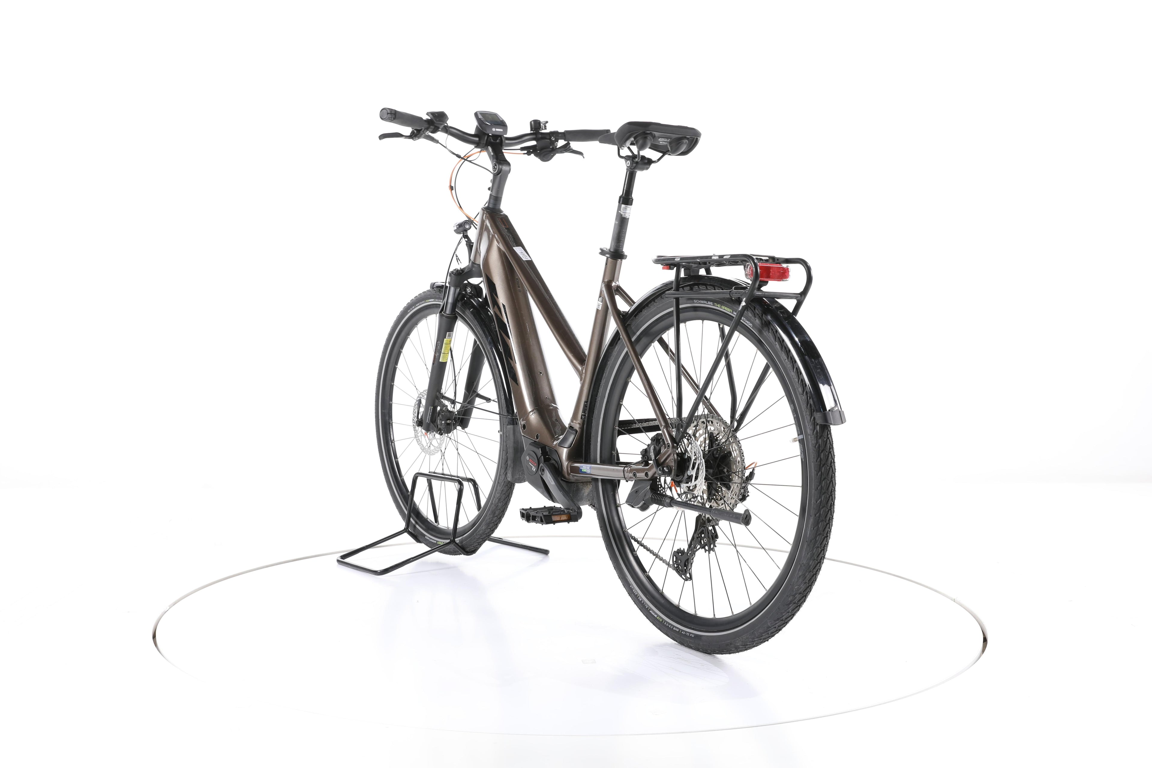KTM Macina Ultimate Pro Trekking E-Bike - Image 9