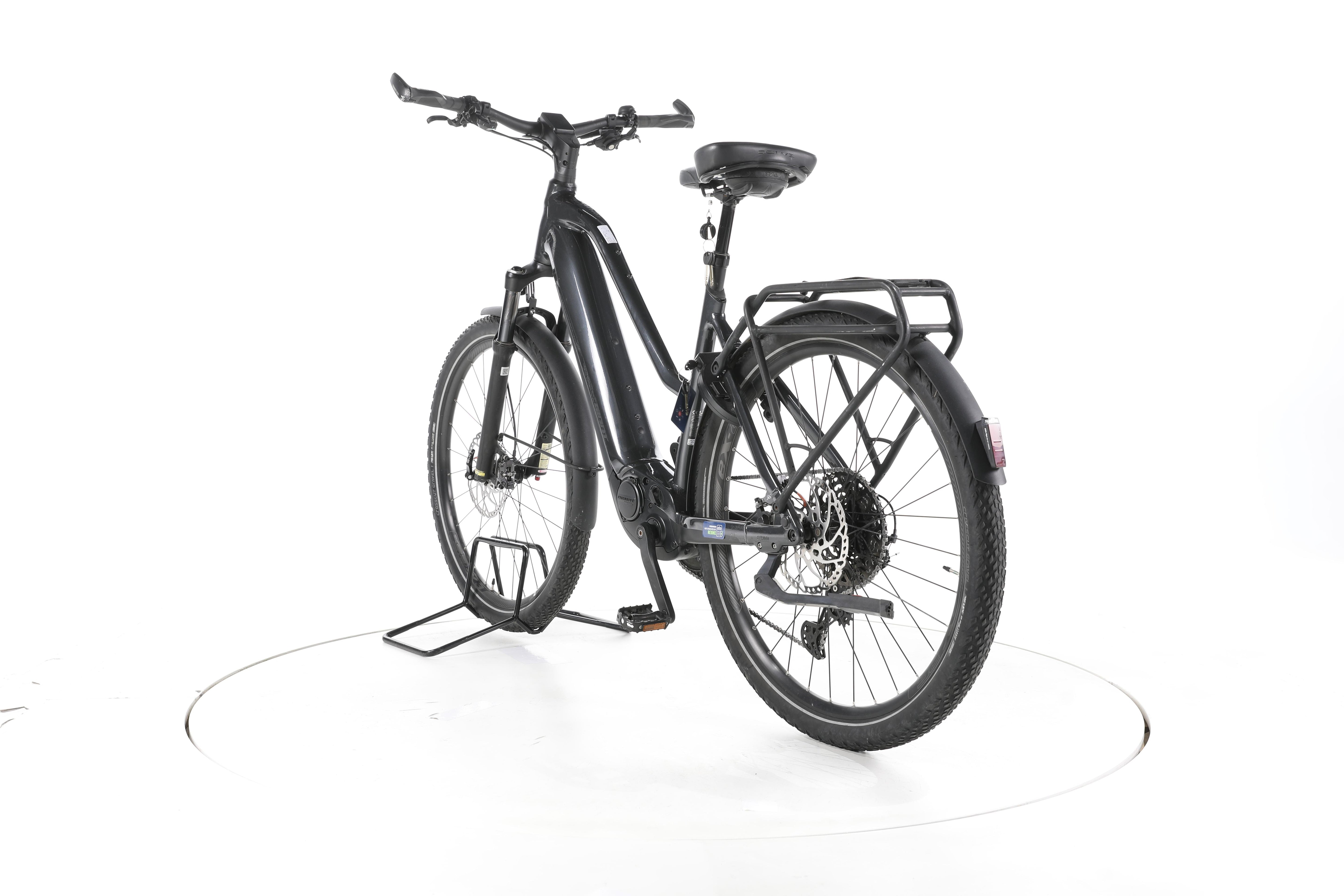 Giant Explore E+ Pro 0 Trekking E-Bike - Image 9