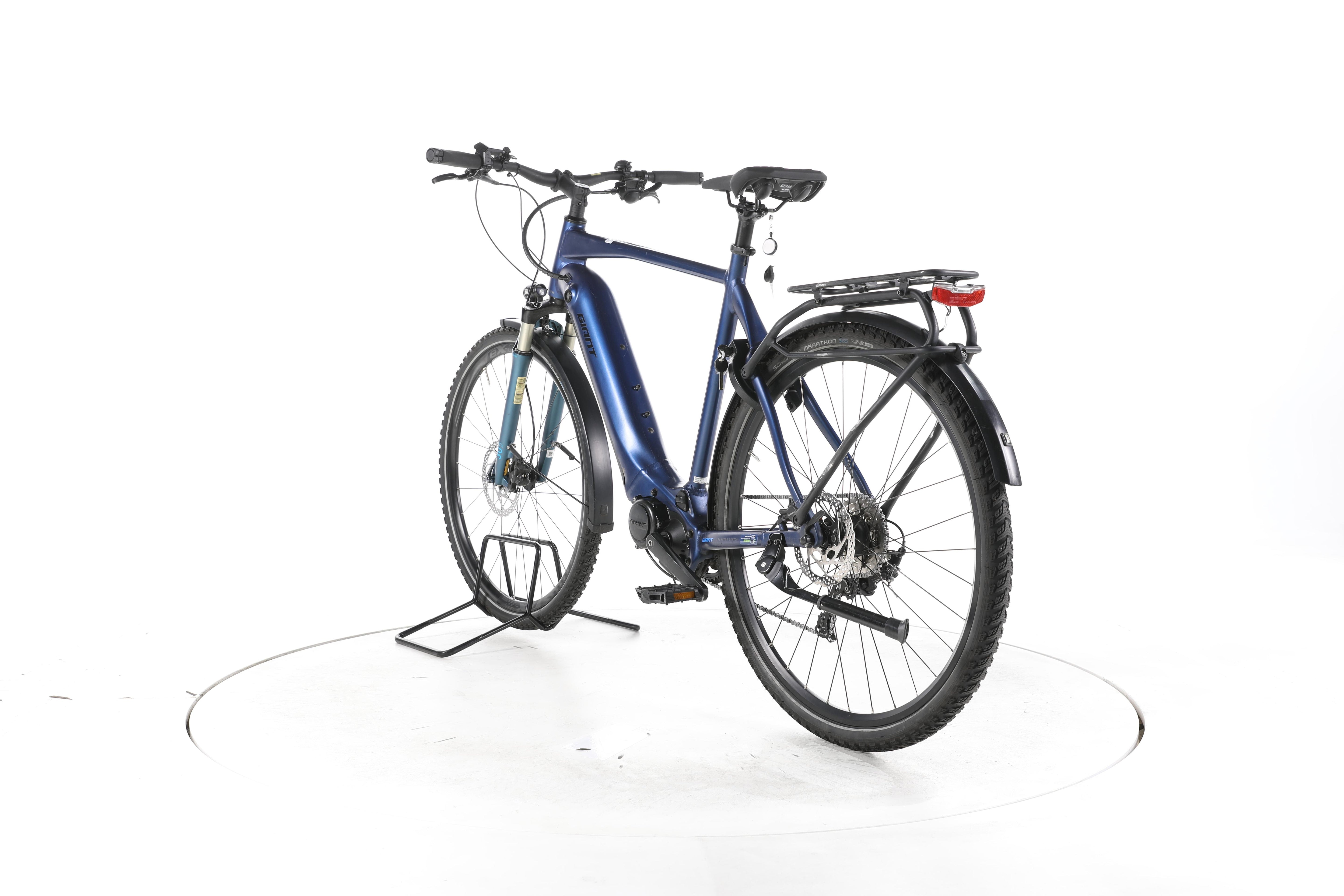 Giant Explore E+ 2 Trekking E-Bike - Image 9