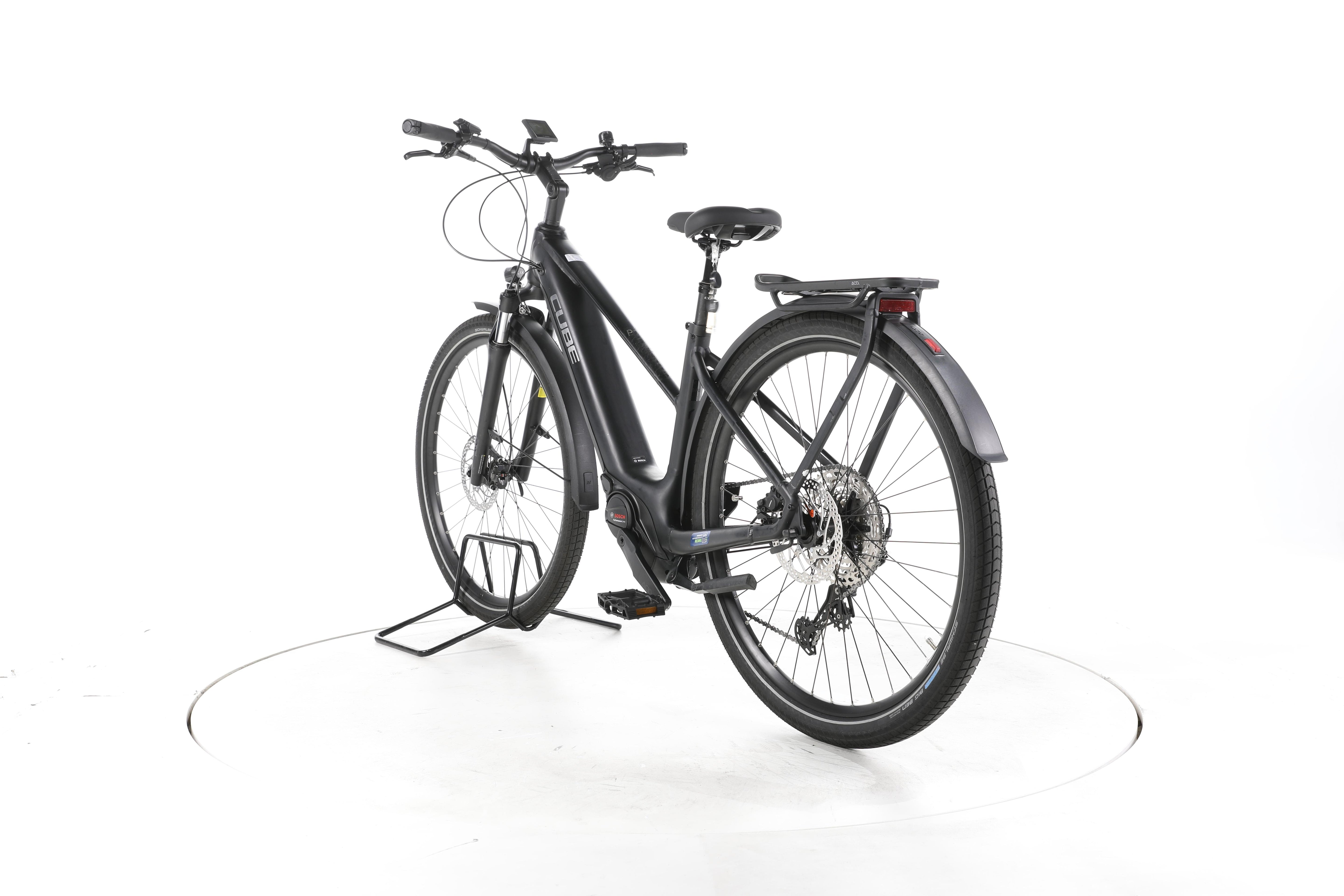 Cube Touring Hybrid Pro Trekking E-Bike - Image 9