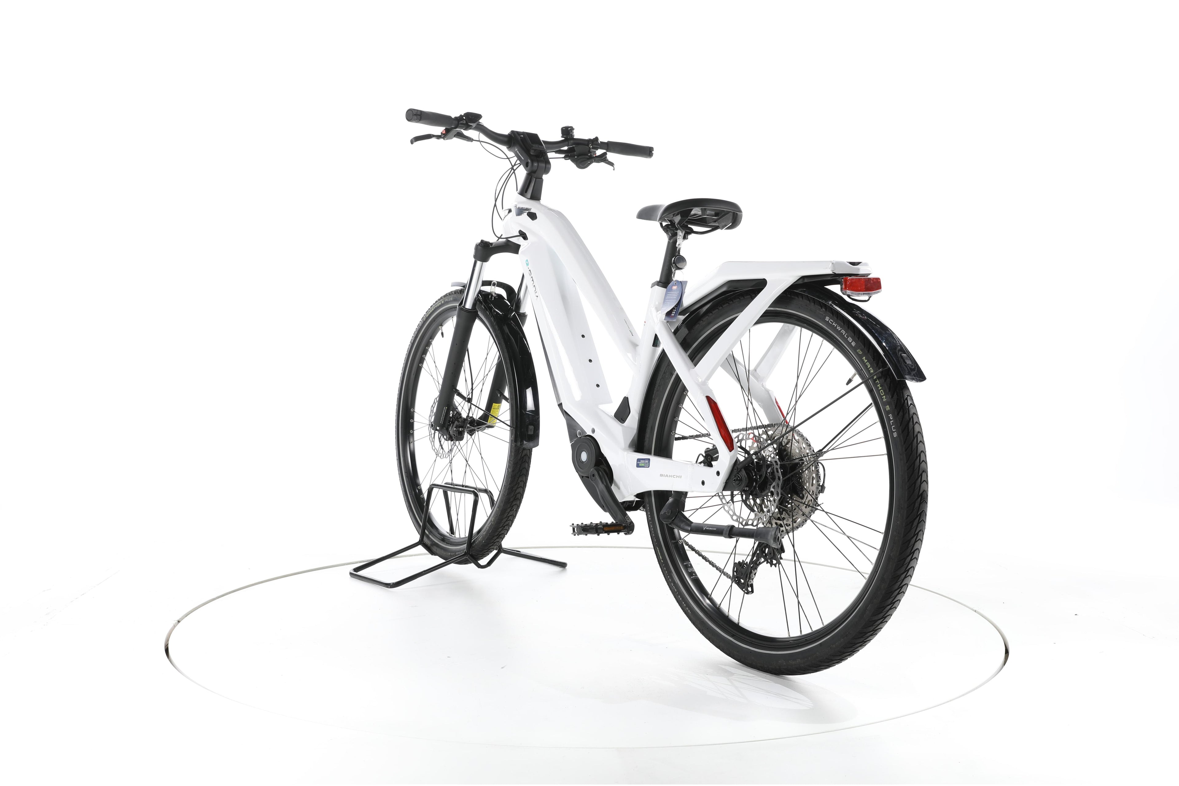 Bianchi E-OMNIA T TYPE Trekking E-Bike - Image 9