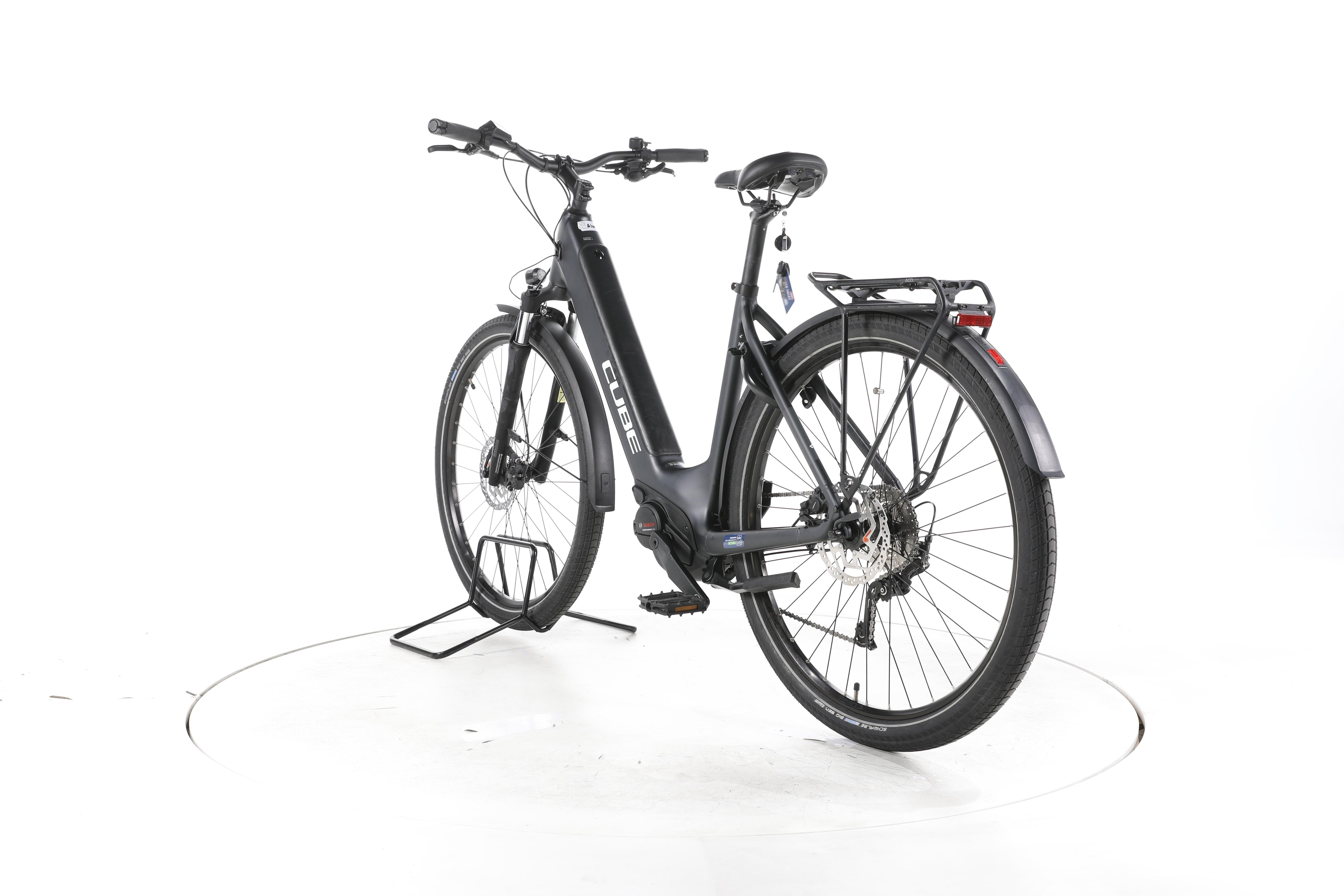 Cube Touring Hybrid ONE Trekking E-Bike Tiefeinsteiger - Image 9