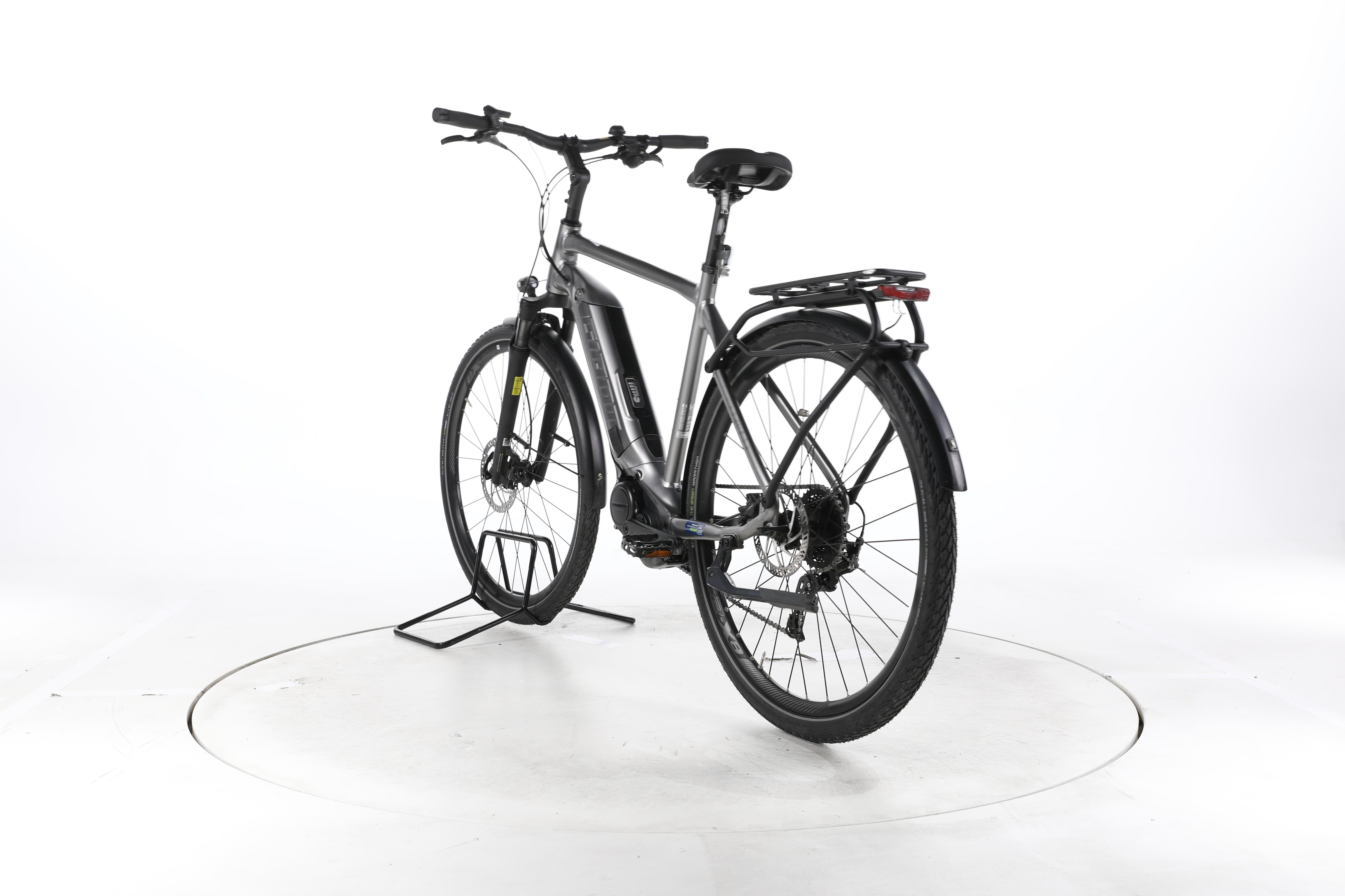 Giant Explore E+ 3 Trekking E-Bike - Image 9
