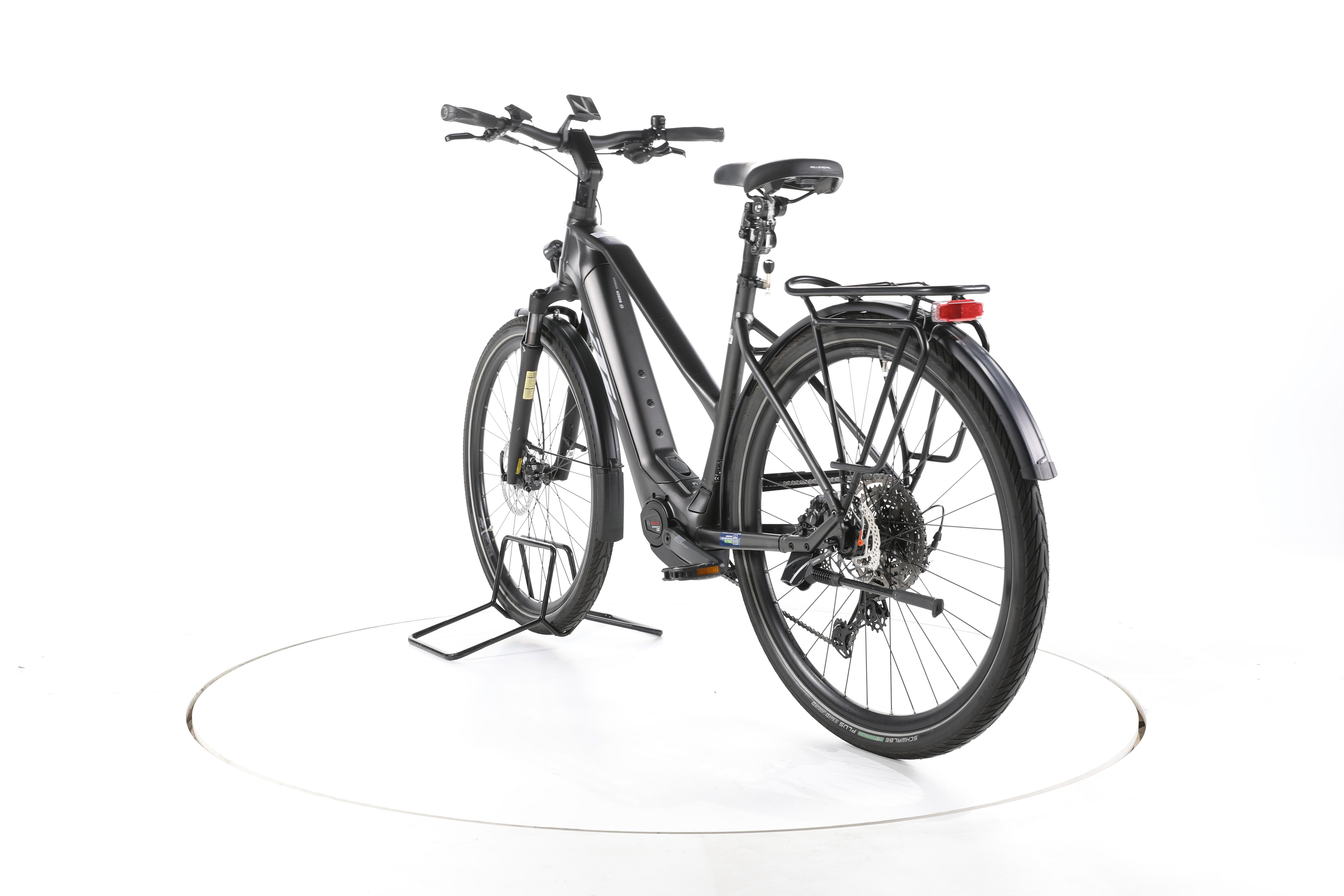 KTM Macina Limited Trekking E-Bike - Image 9