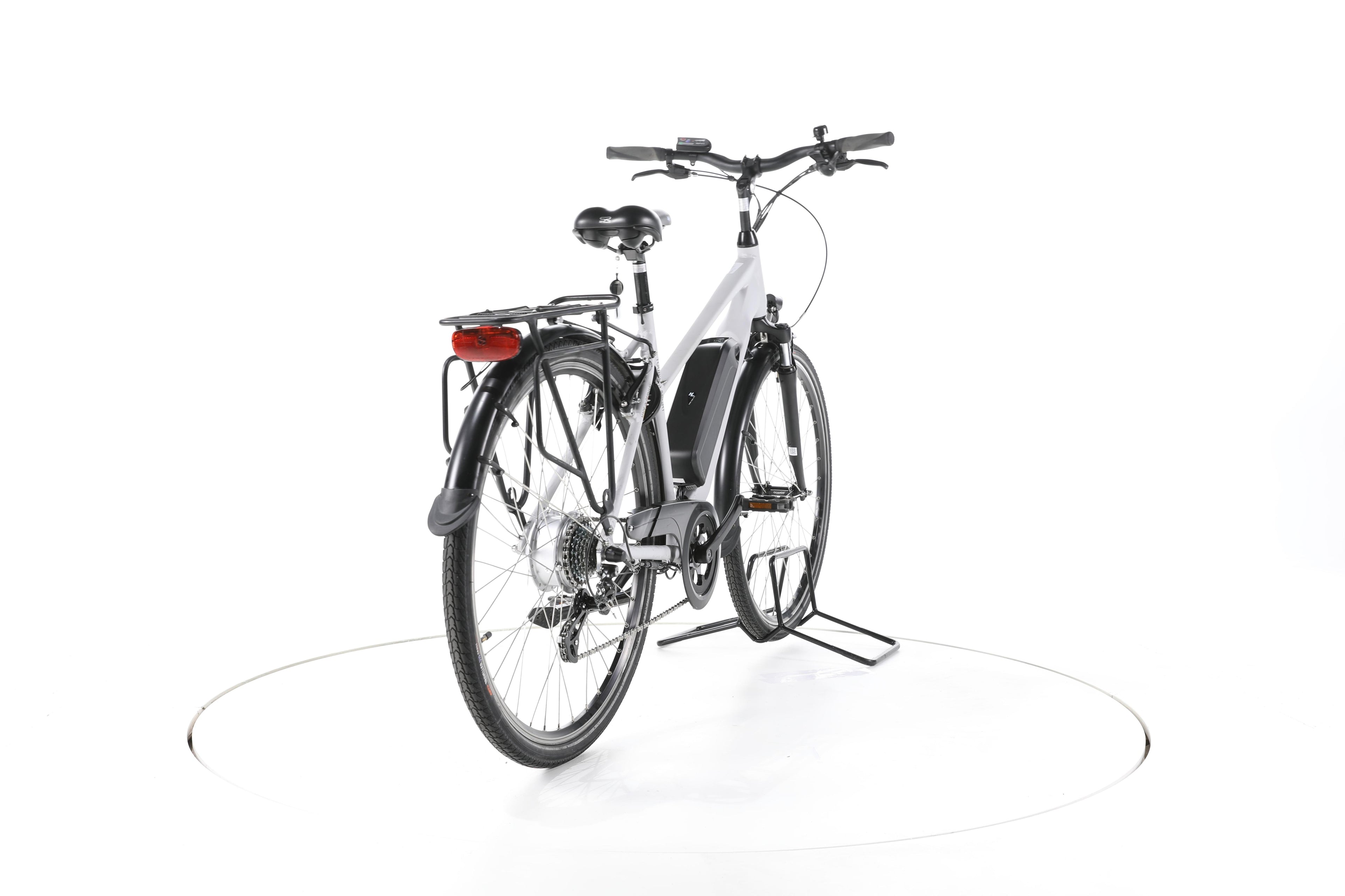 SAXXX Touring Sport Trekking E-Bike - Image 11