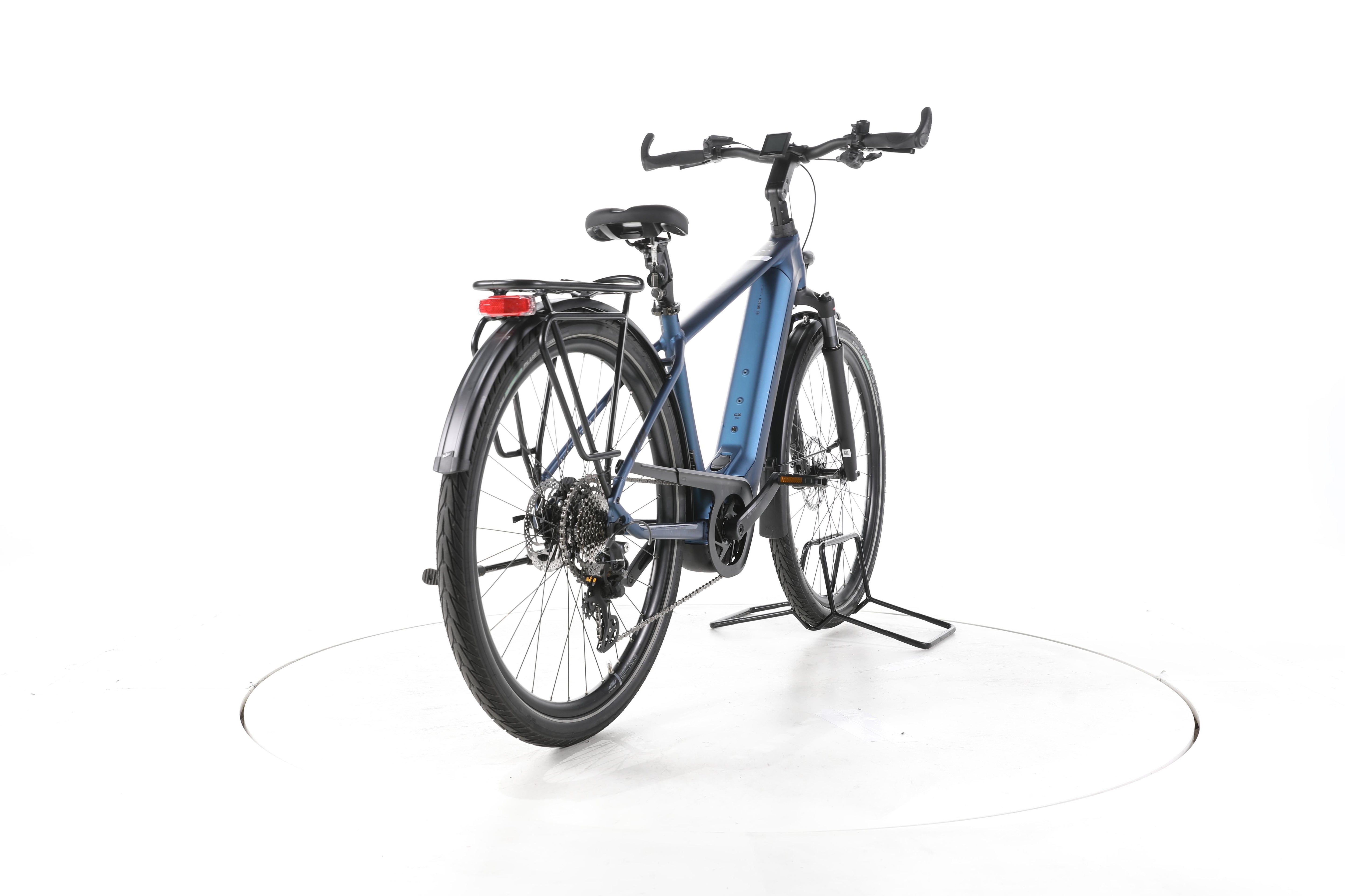 KTM Macina Style 730 Trekking E-Bike - Image 11