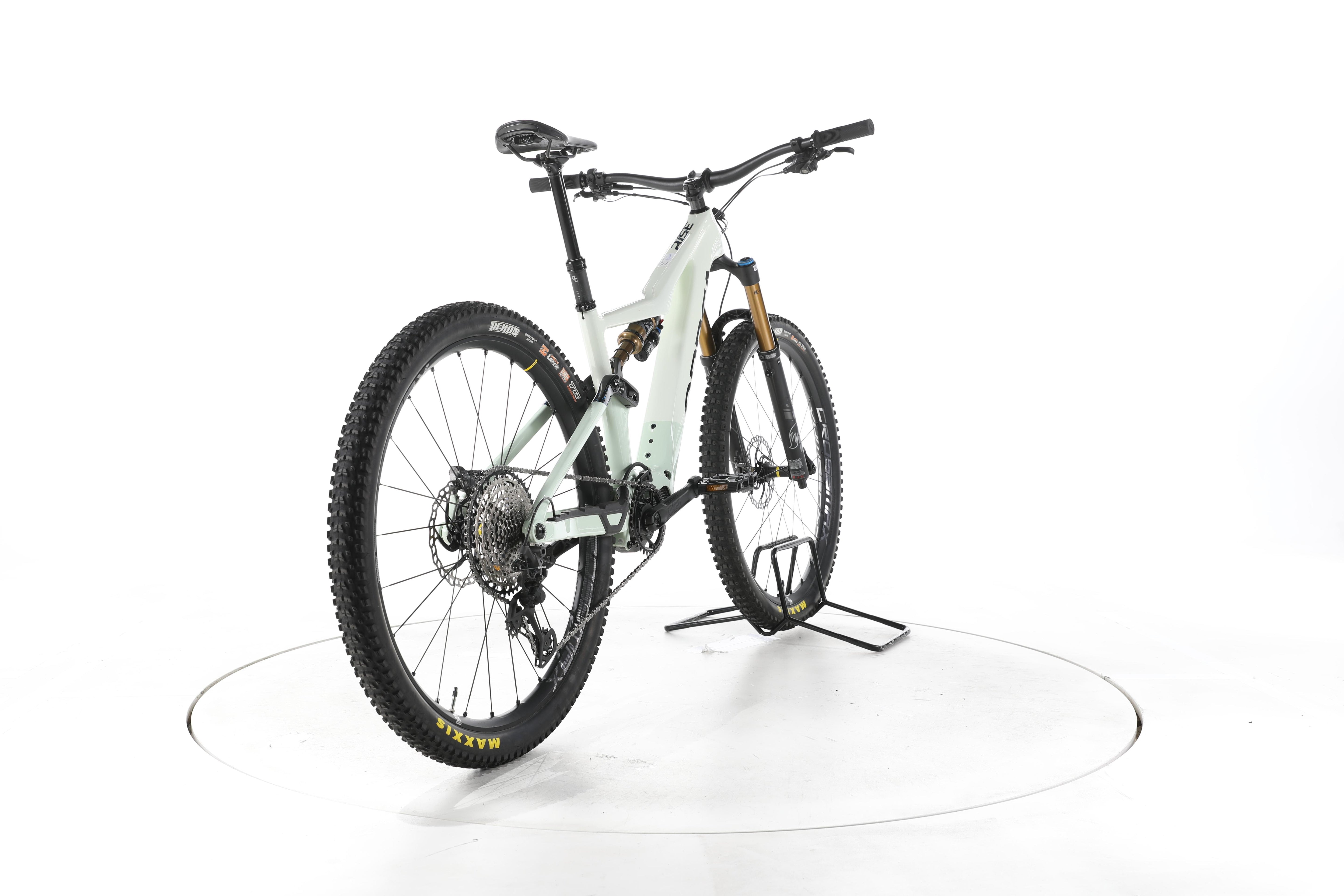 Orbea Rise M10 E-Bike Fully Carbon - Image 11