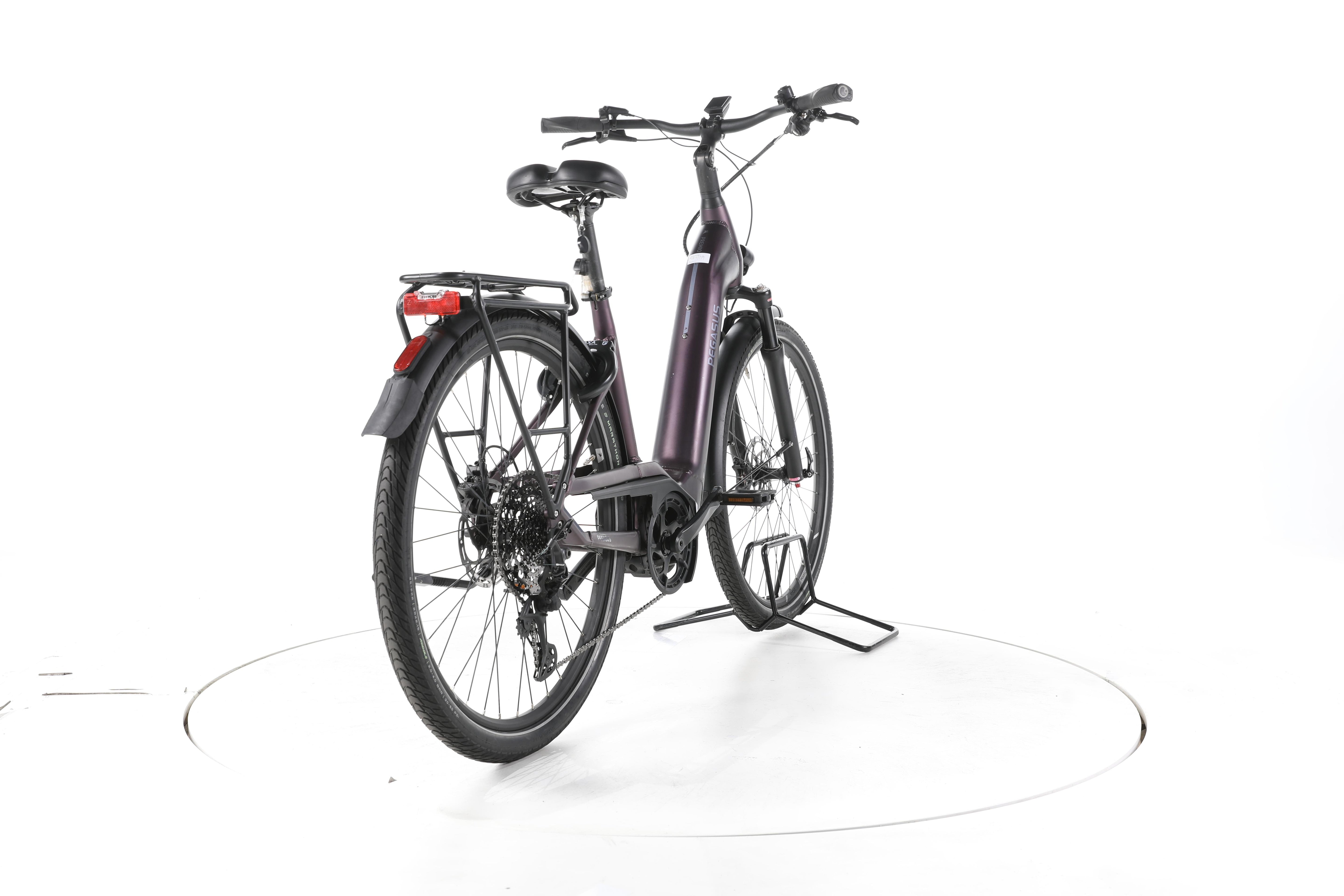 Pegasus Premio EVO 11 Trekking E-Bike Tiefeinsteiger - Image 11