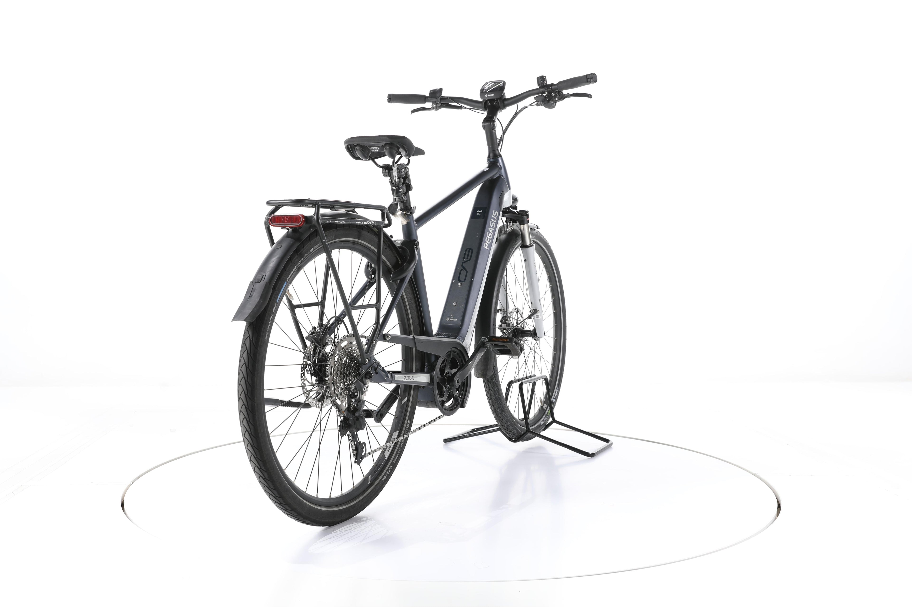 Pegasus Premio Evo 10 Lite Trekking E-Bike - Image 11