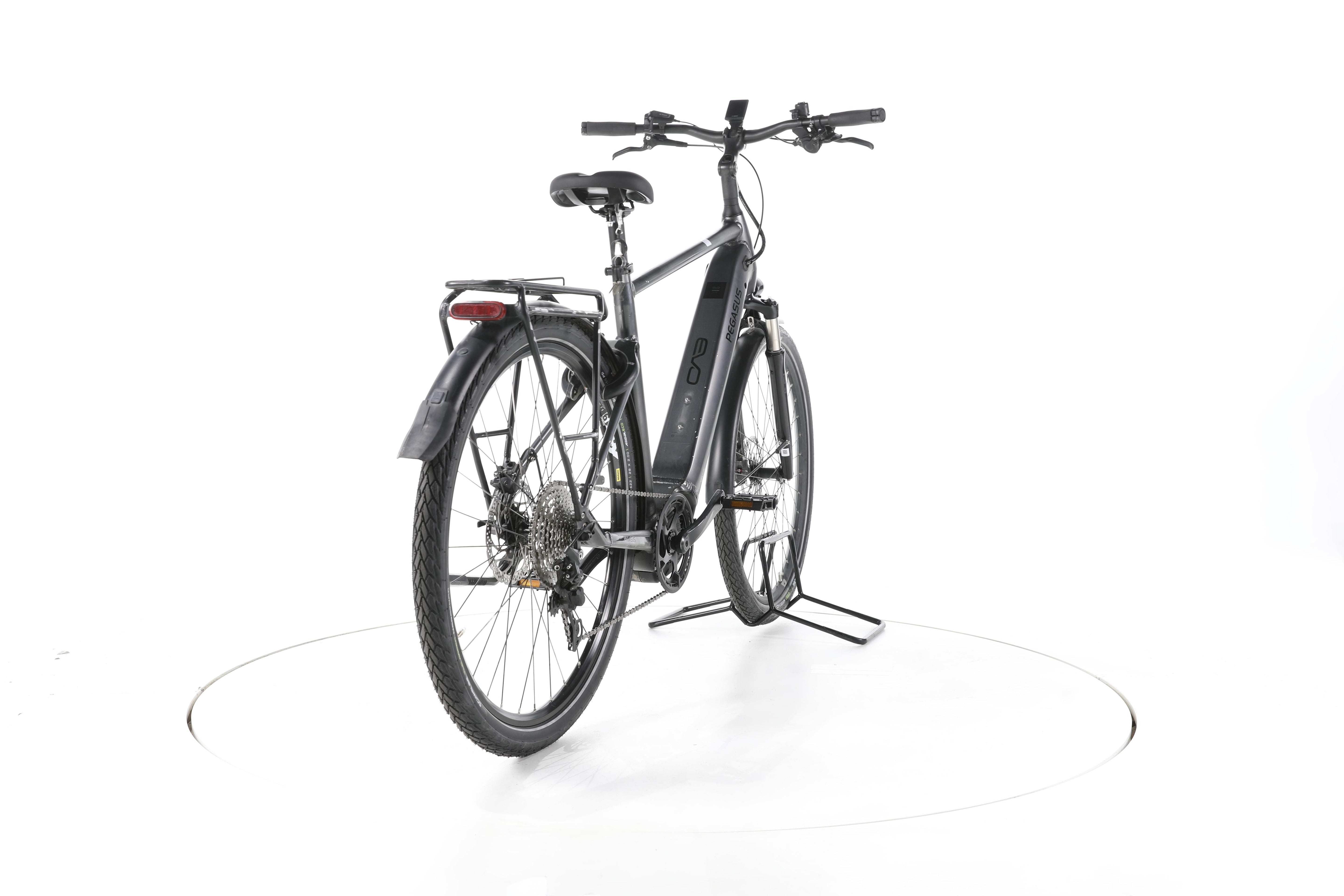Pegasus Premio EVO 10 Lite Trekking E-Bike - Image 11