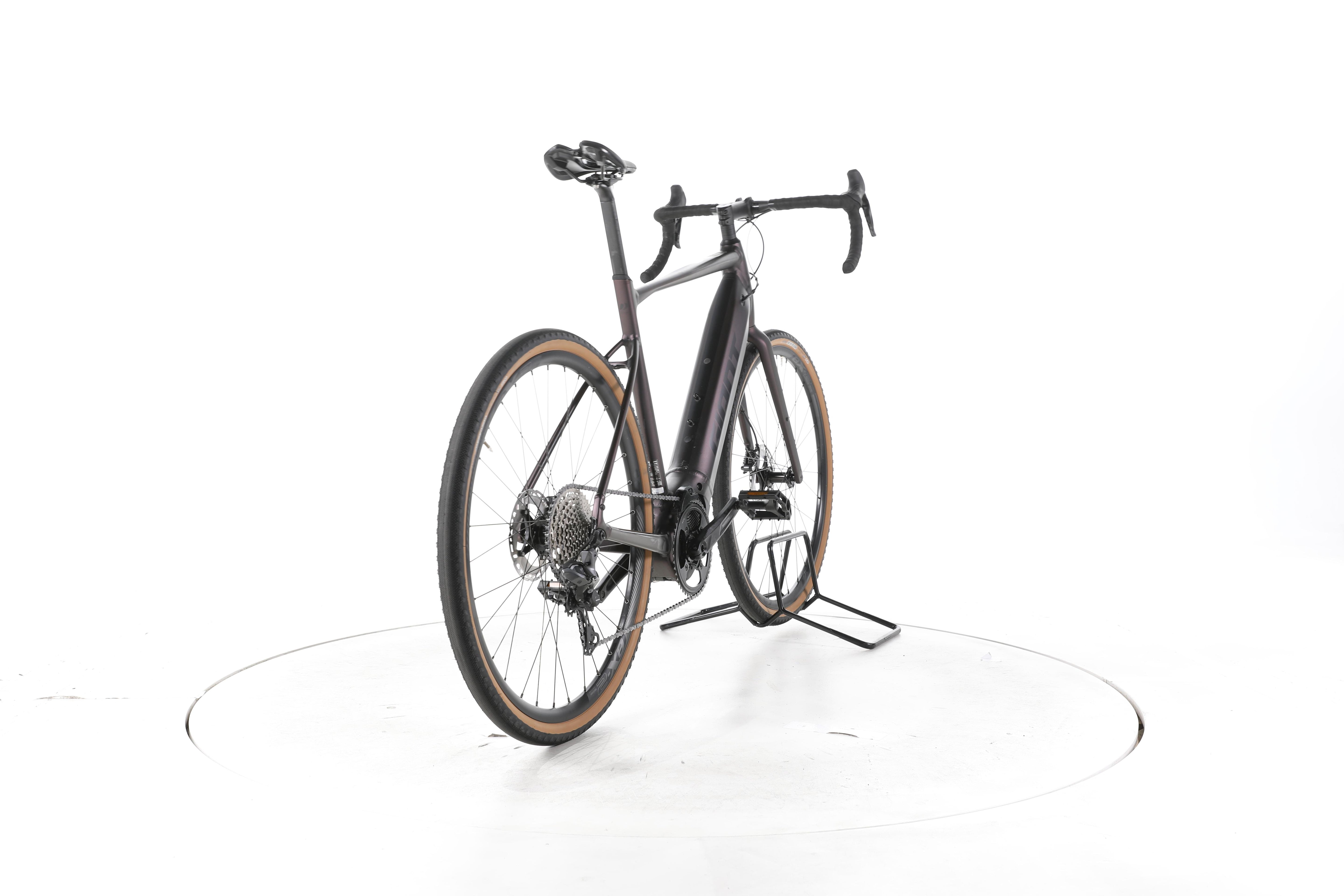 Giant Revolt E+ Pro E-Gravel & Rennrad - Image 11