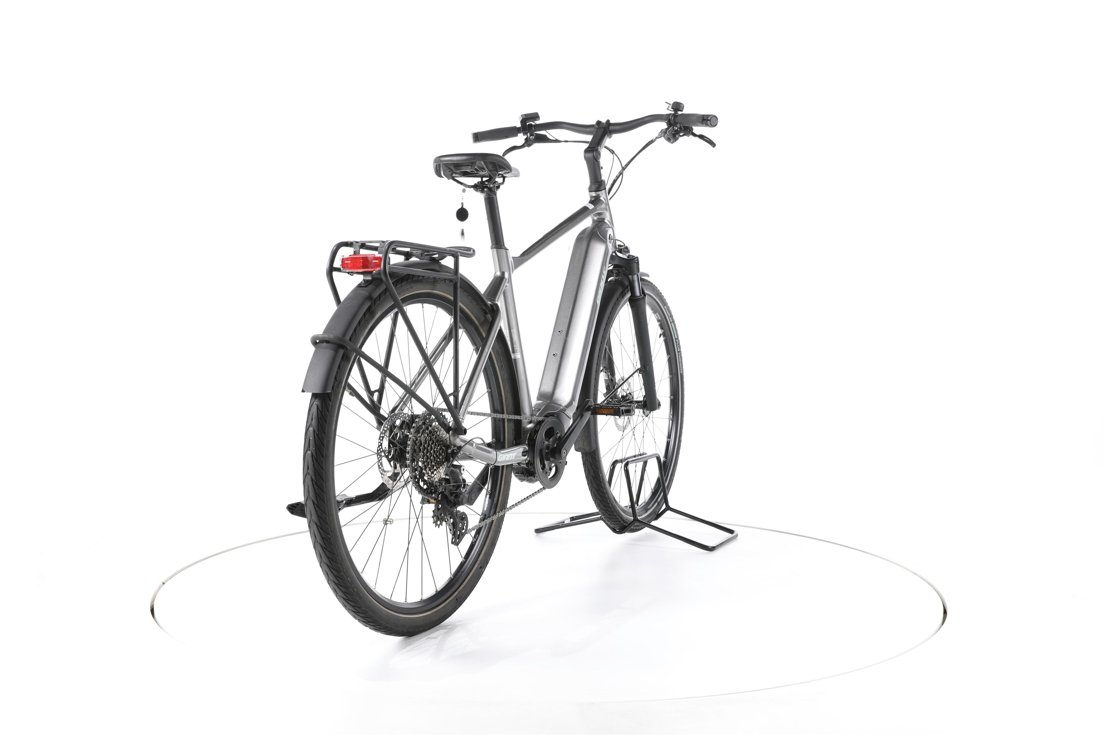 Giant DailyTour E+ 2 D GTS Trekking E-Bike - Image 11