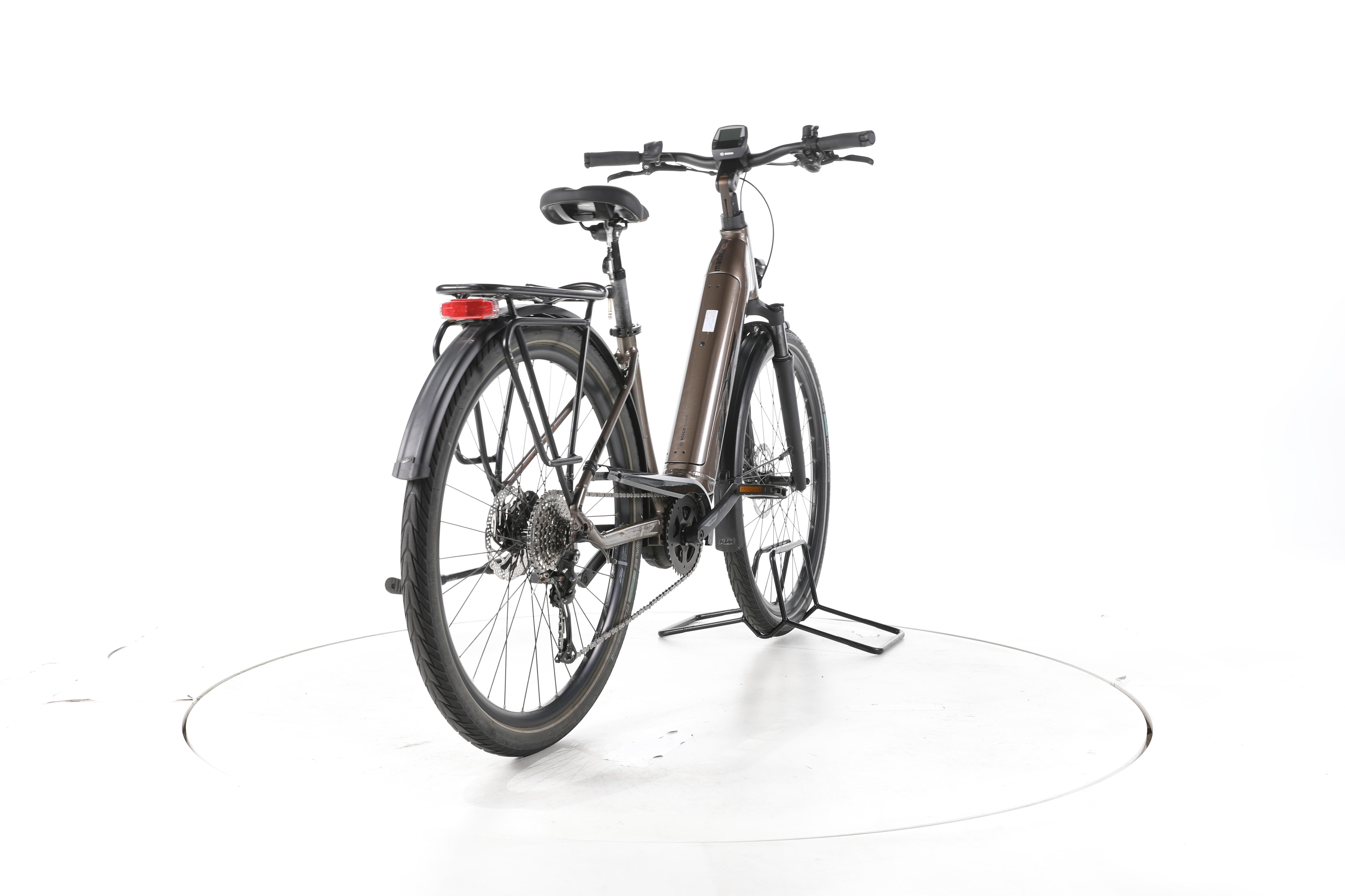 KTM Macina Tour P510 Trekking E-Bike Tiefeinsteiger - Image 11