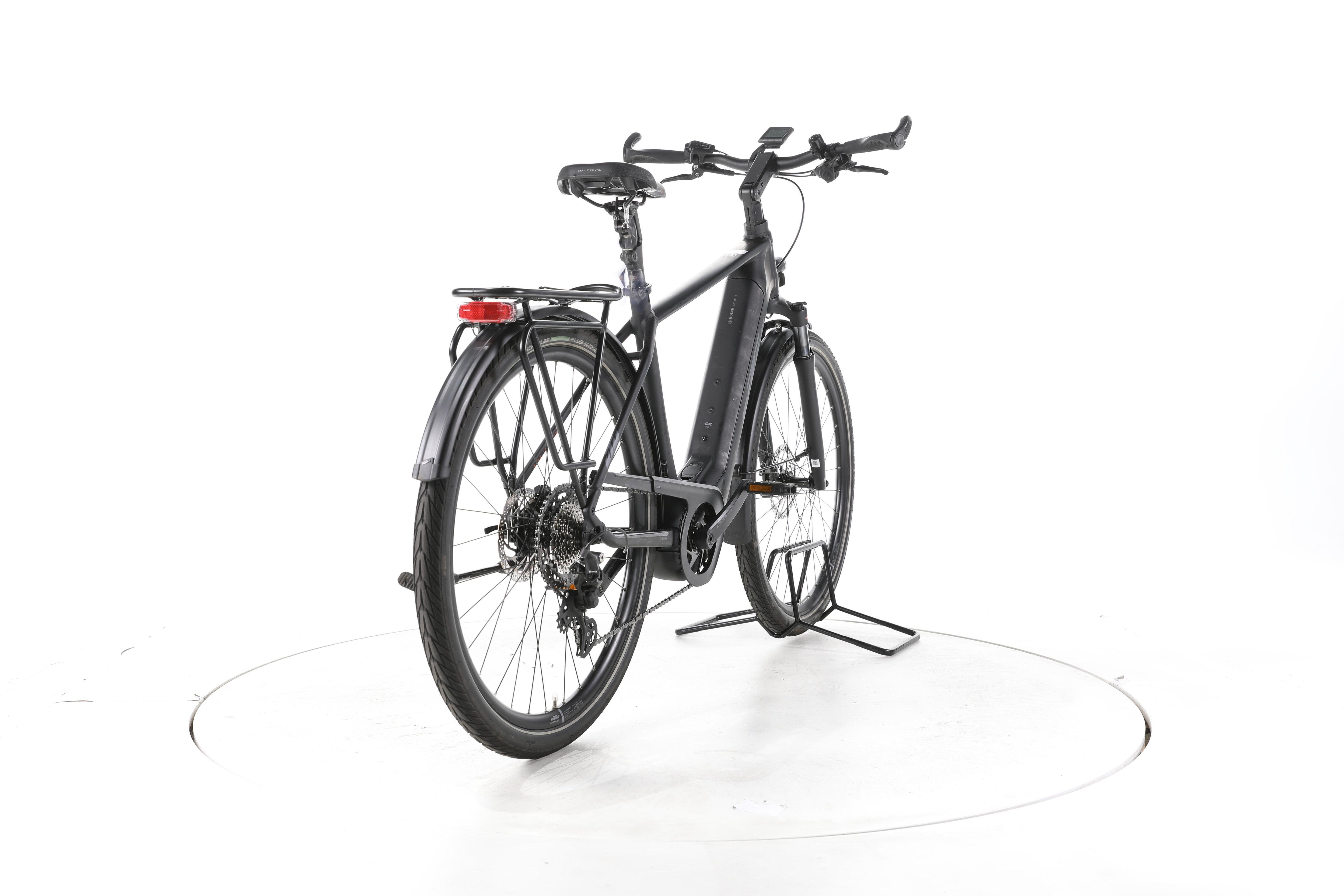 KTM Macina Style 730 Trekking E-Bike - Image 11