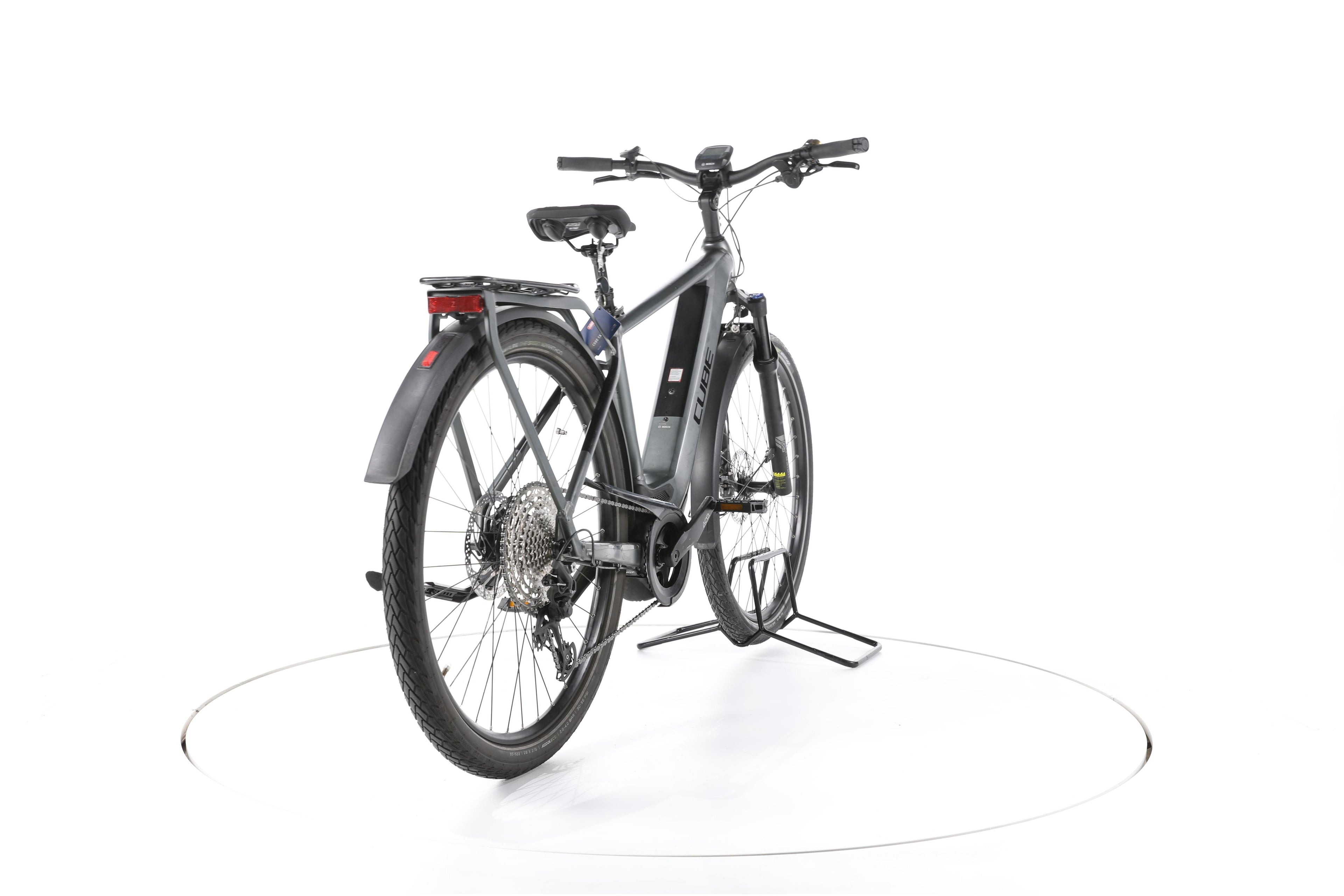 Cube Kathmandu Hybrid Pro Trekking E-Bike - Image 11