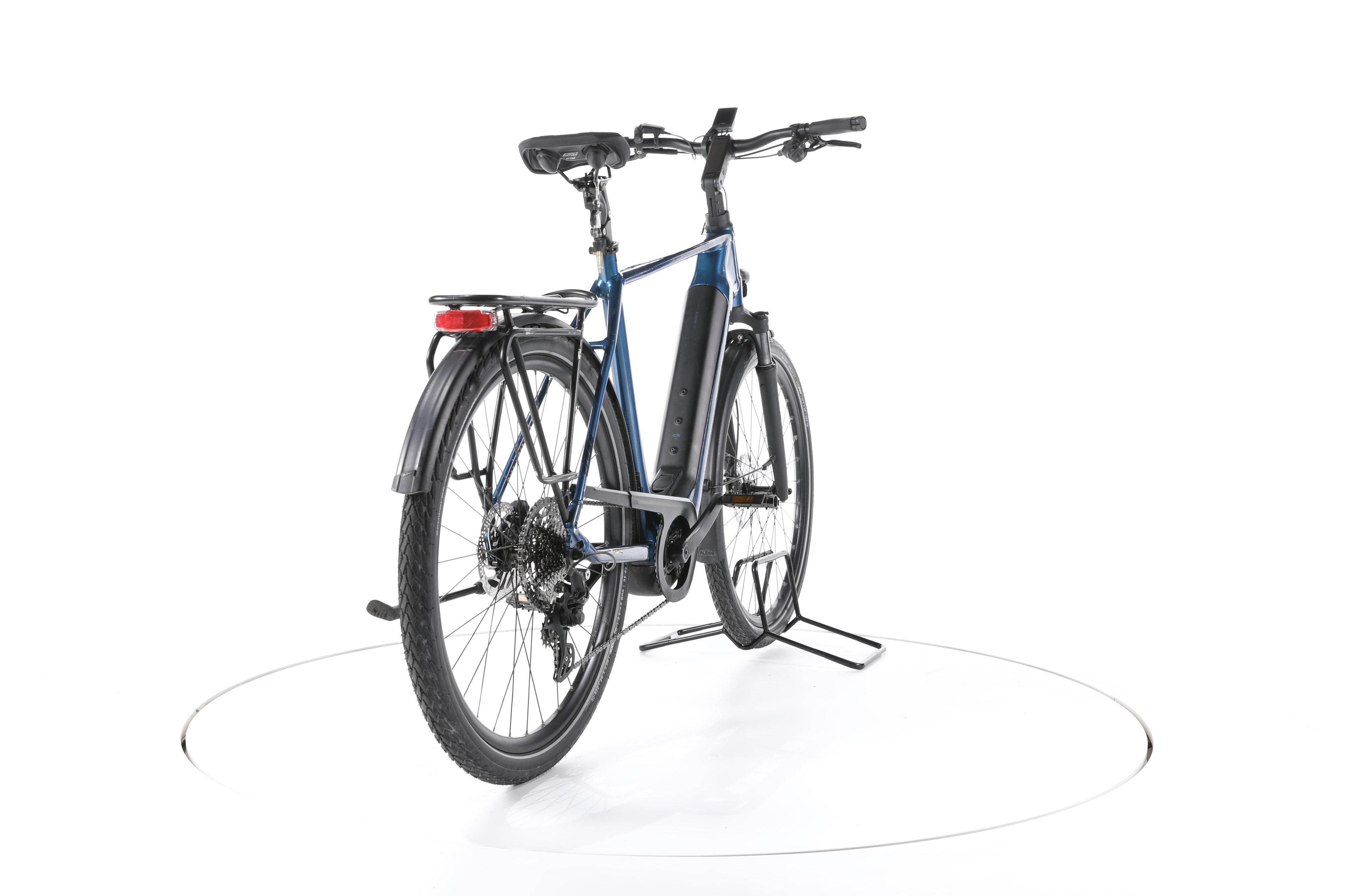 KTM Macina Style 730 Trekking E-Bike - Image 11