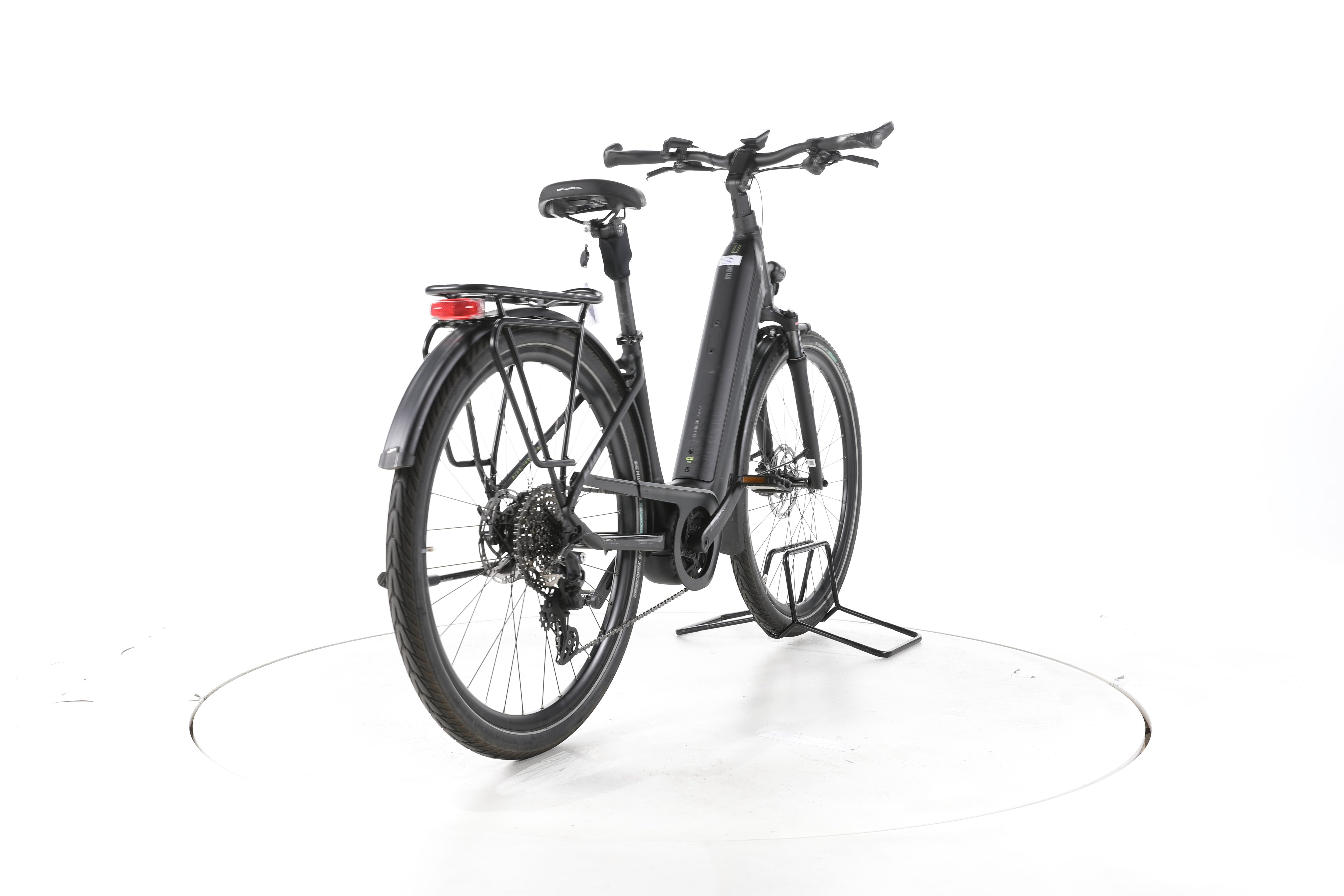KTM Macina Style Pro Trekking E-Bike Tiefeinsteiger - Image 11