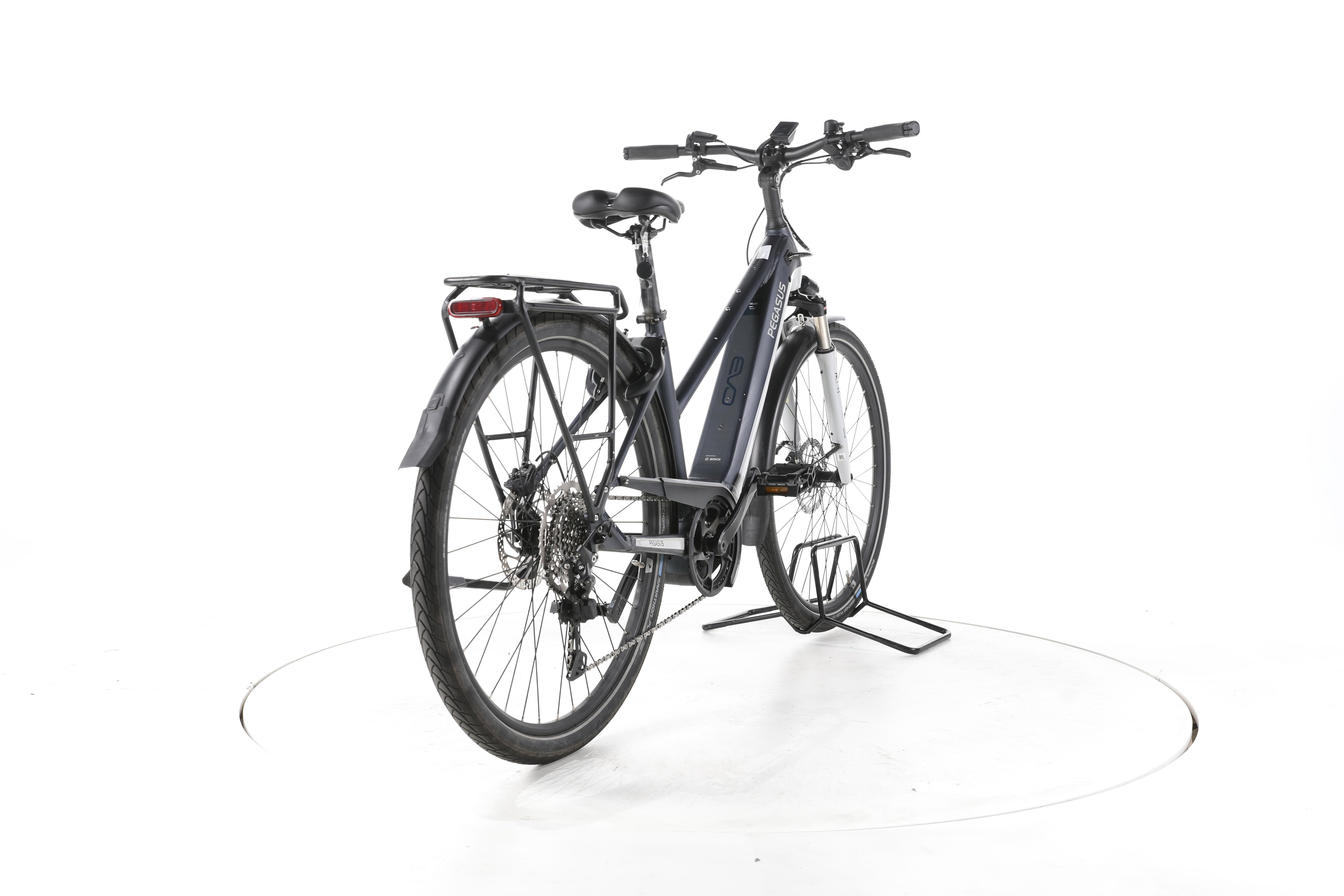 Pegasus Premio EVO 10 Lite Trekking E-Bike - Image 11