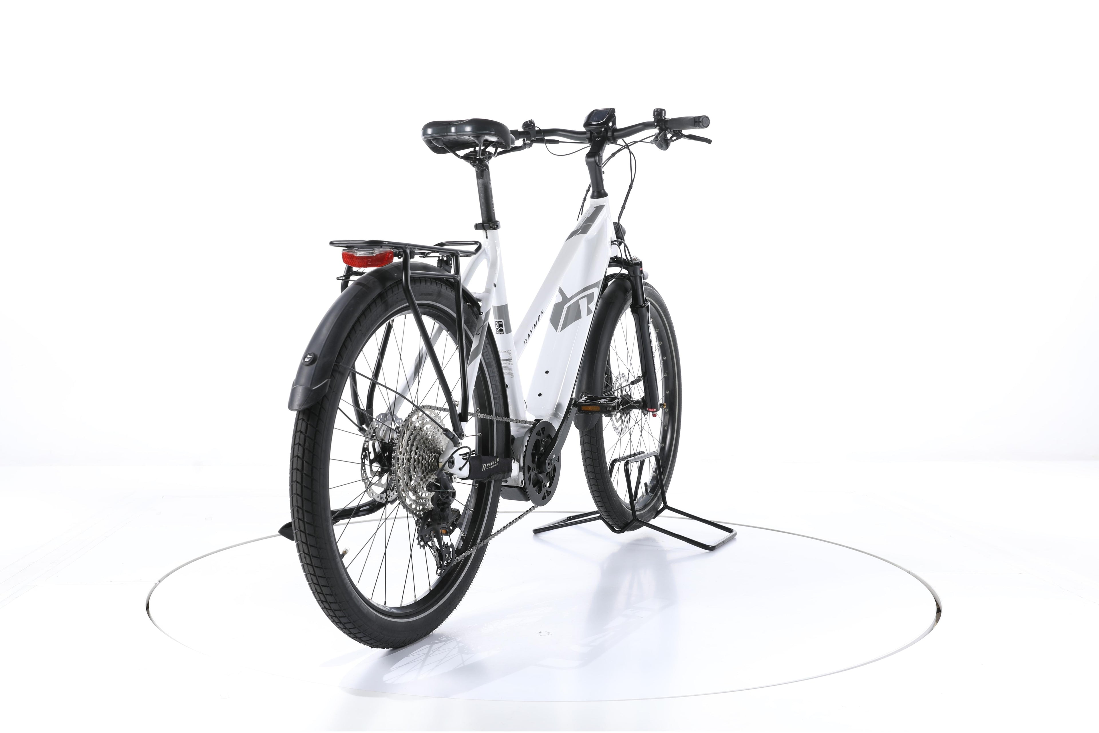 R Raymon TourRay E 7.0 Trekking E-Bike - Image 11