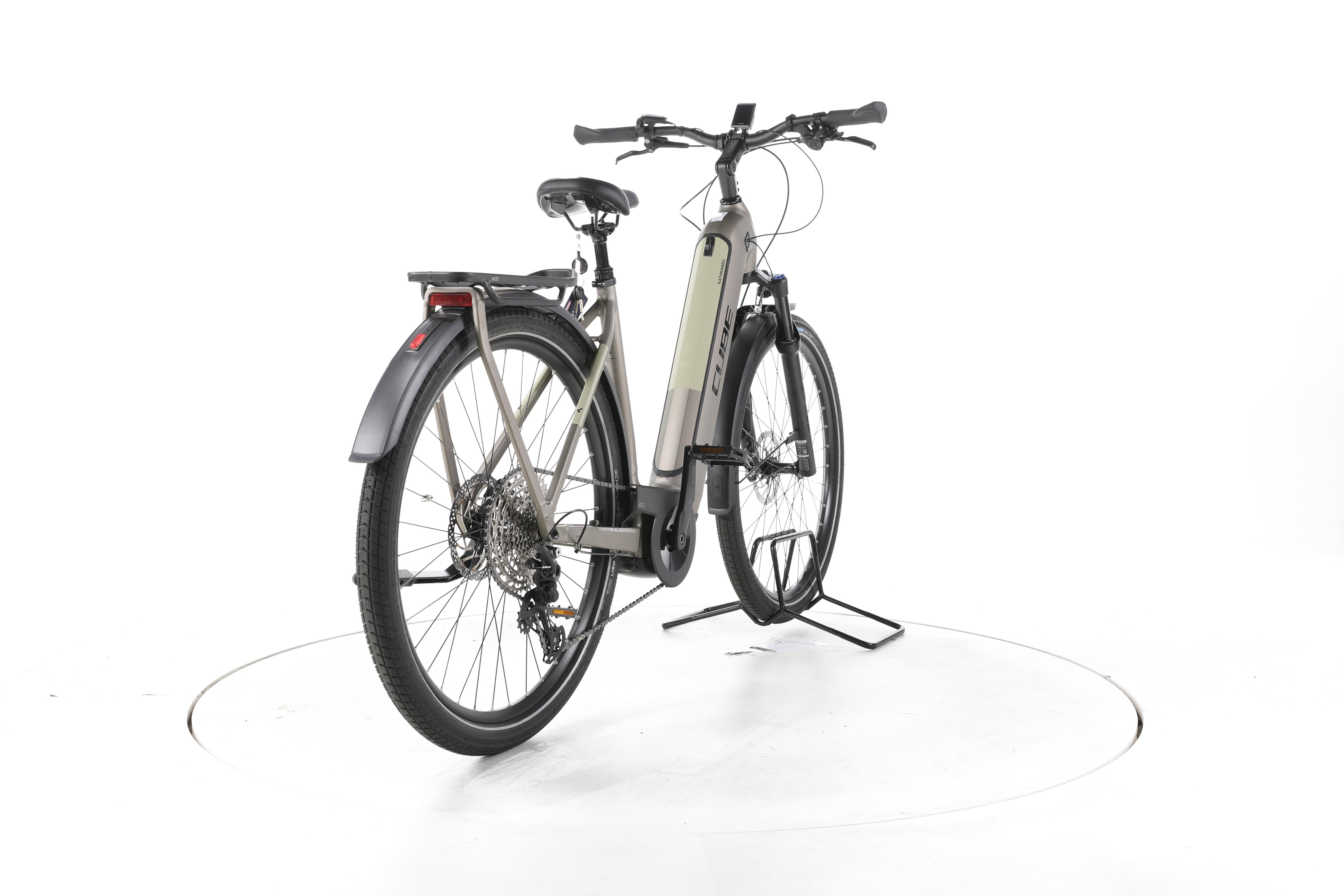 Cube Kathmandu Hybrid Pro Trekking E-Bike Tiefeinsteiger - Image 11