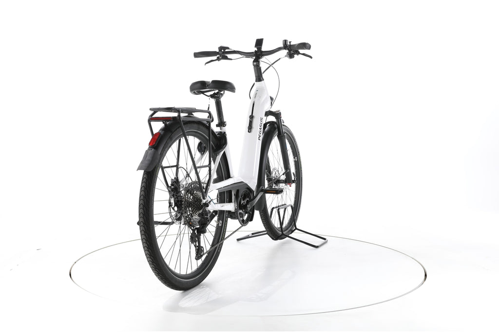 Pegasus Premio EVO 11 "40 Years" Trekking E-Bike Tiefeinsteiger 2023 - Image 11