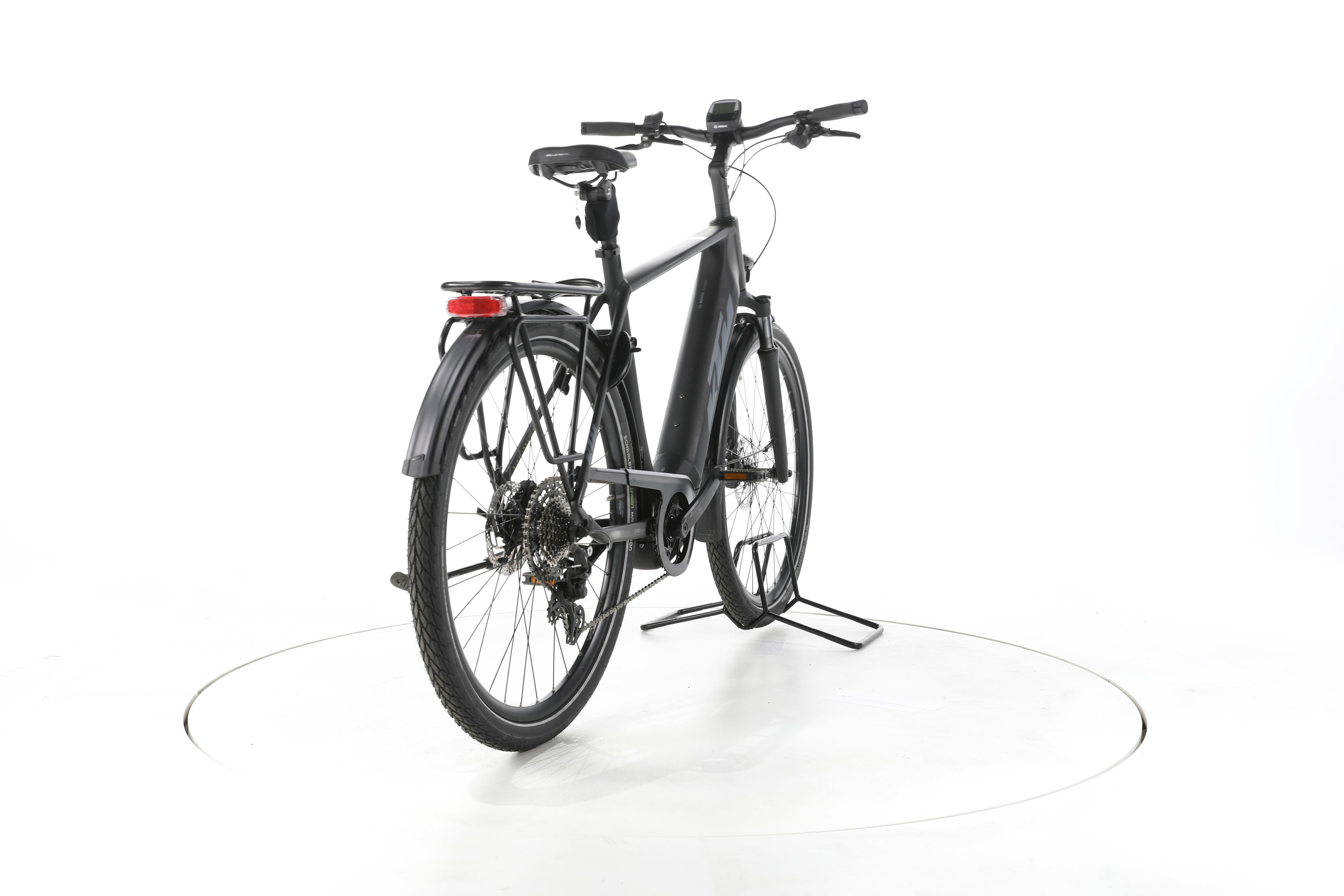 KTM Macina Tour CX 610 Trekking E-Bike - Image 11